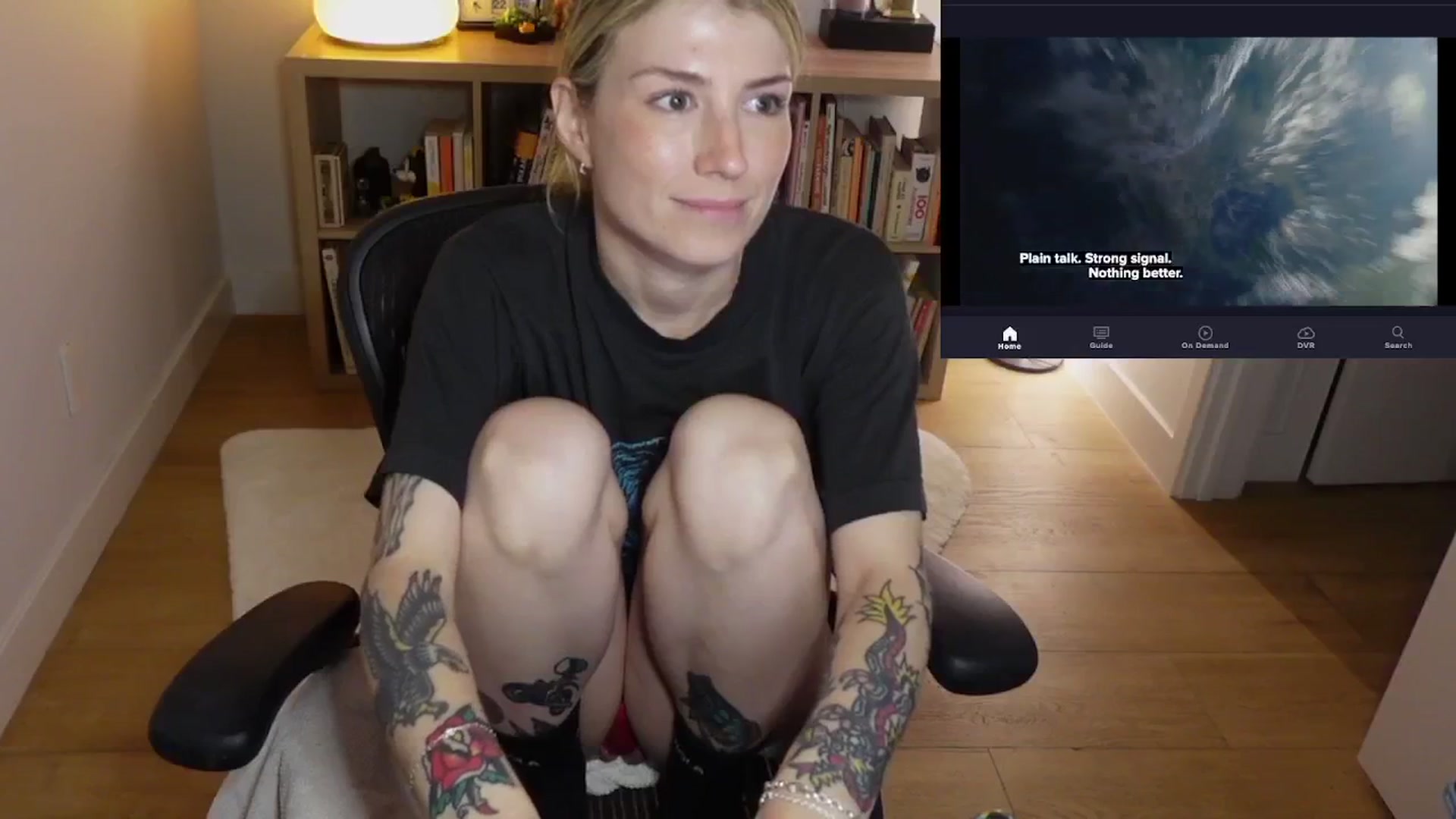 Gallery image thumbnail from stoney_fox's myfreecams stream on, 10/28/2025, 06:05 image 9 of 20