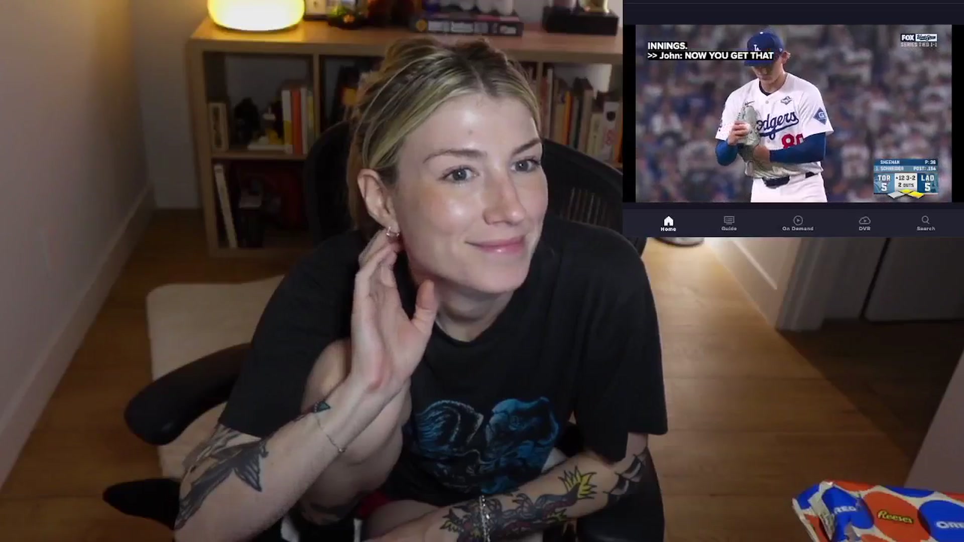 Gallery image thumbnail from stoney_fox's myfreecams stream on, 10/28/2025, 06:05 image 14 of 20