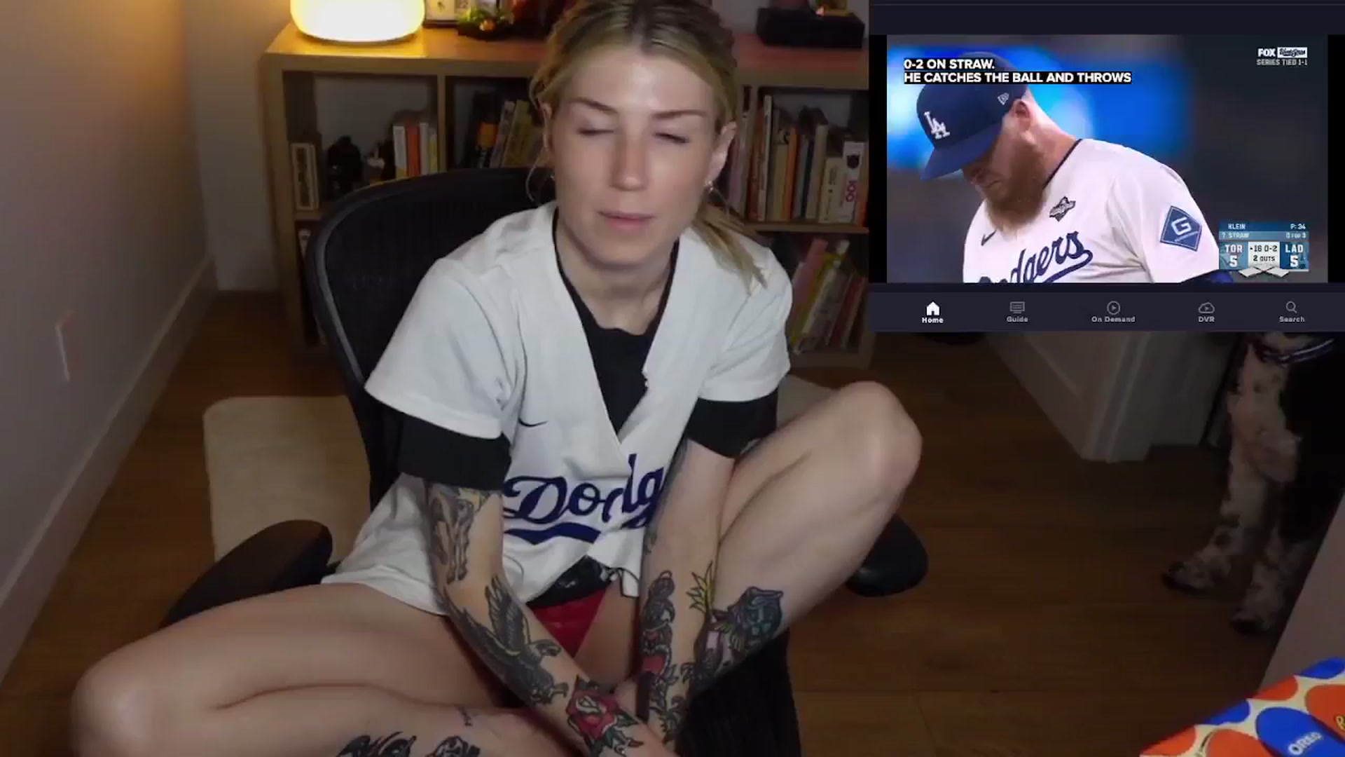 Gallery image thumbnail from stoney_fox's myfreecams stream on, 10/28/2025, 06:57 image 1 of 20