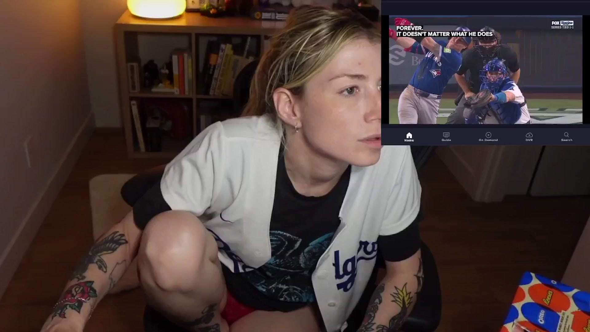 Gallery image thumbnail from stoney_fox's myfreecams stream on, 10/28/2025, 06:57 image 18 of 20