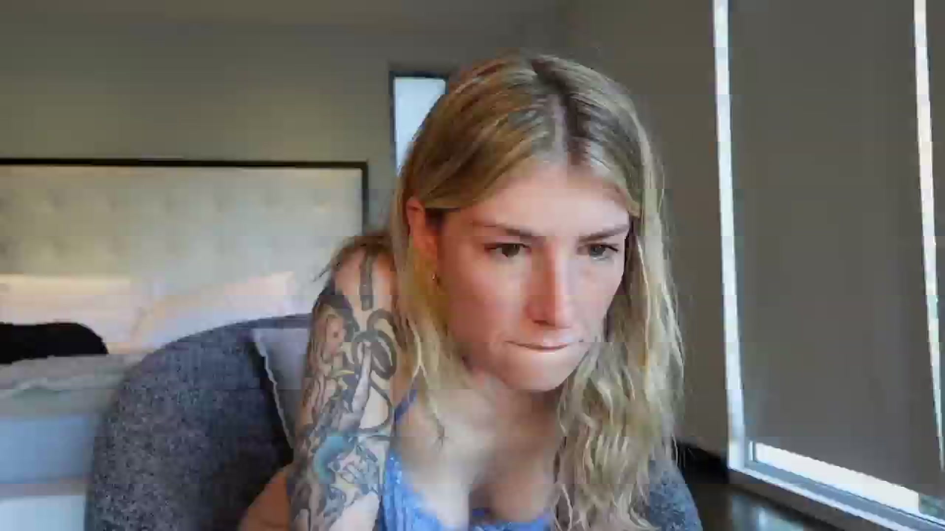 Gallery image thumbnail from stoney_fox's myfreecams stream on, 10/30/2025, 23:20 image 9 of 20