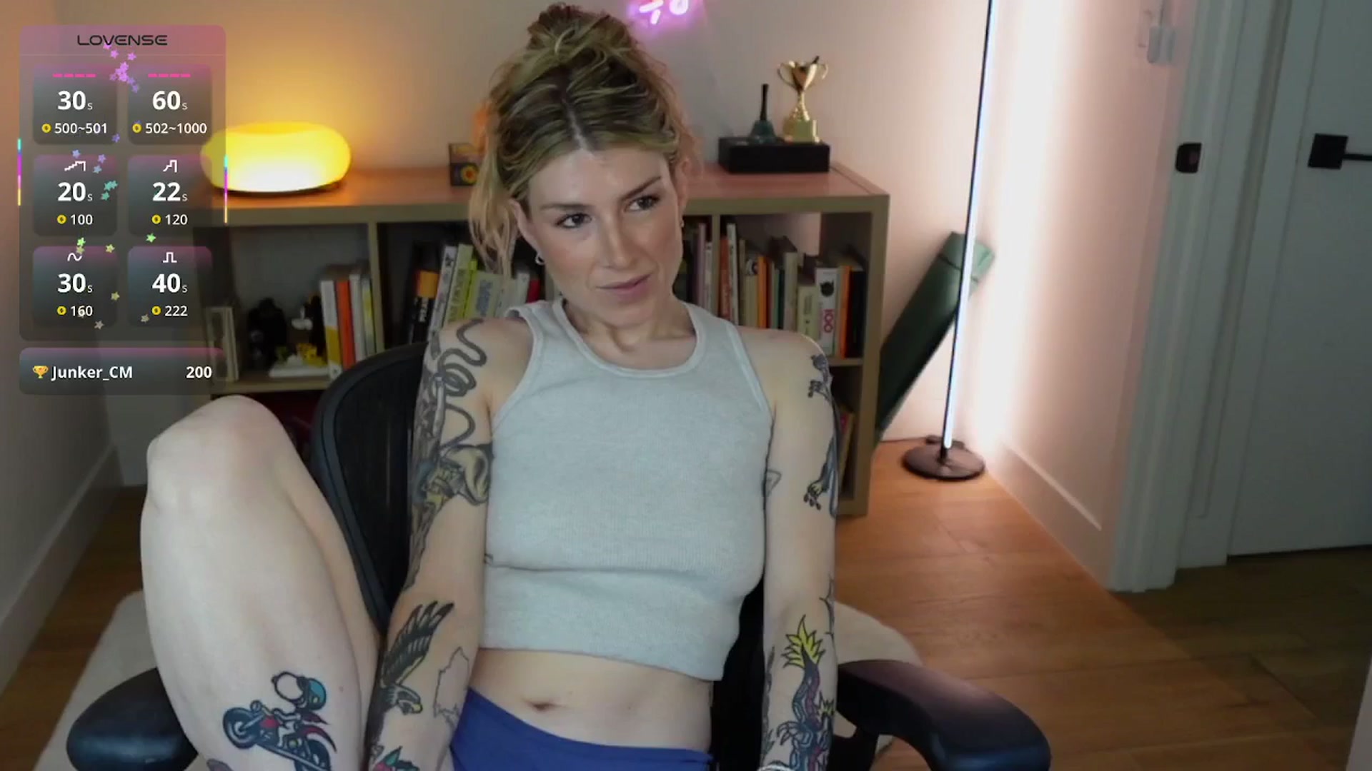 Gallery image thumbnail from stoney_fox's myfreecams stream on, 11/01/2025, 22:20 image 3 of 20