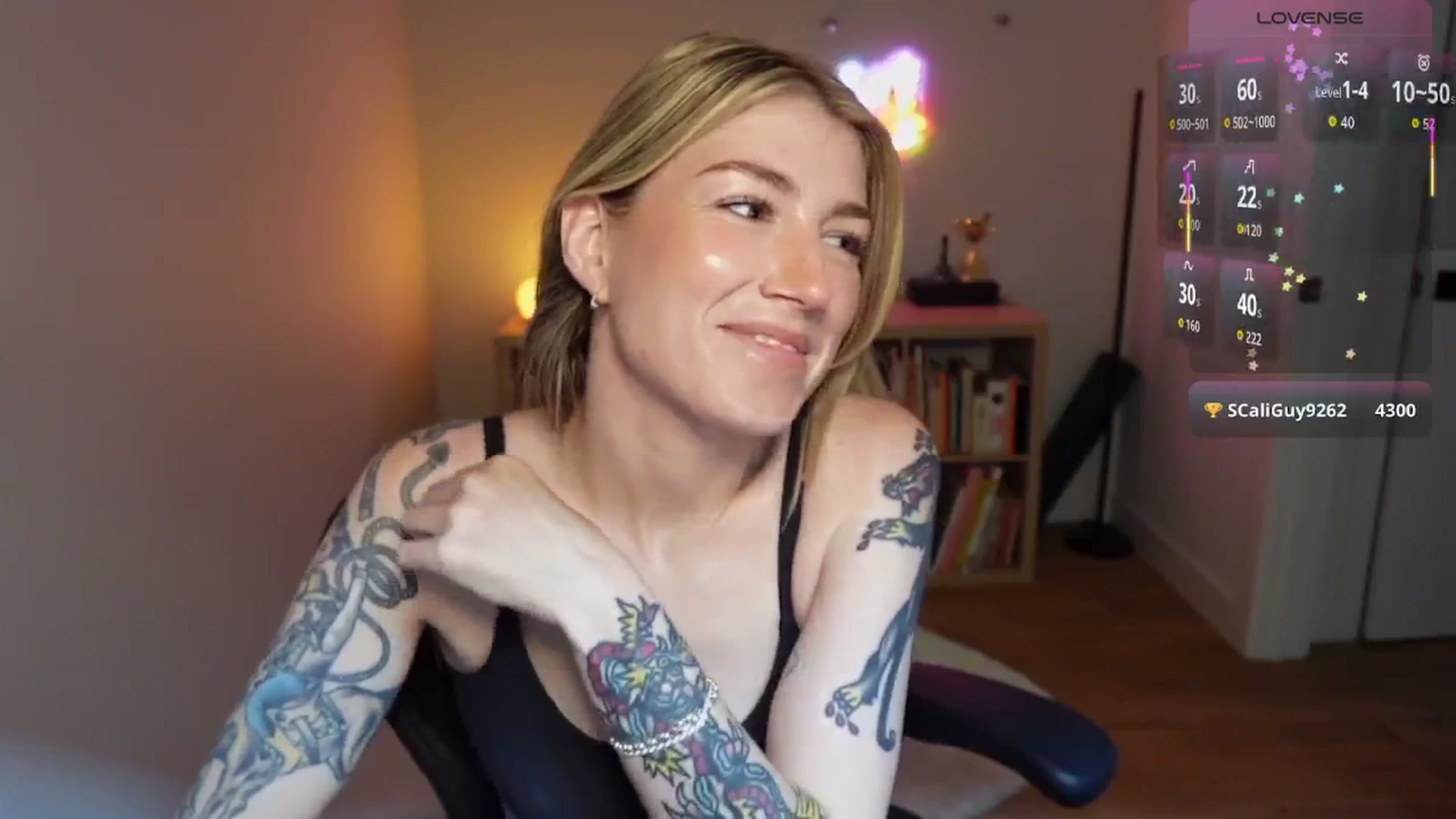 Gallery image thumbnail from stoney_fox's myfreecams stream on, 11/04/2025, 24:04 image 2 of 20