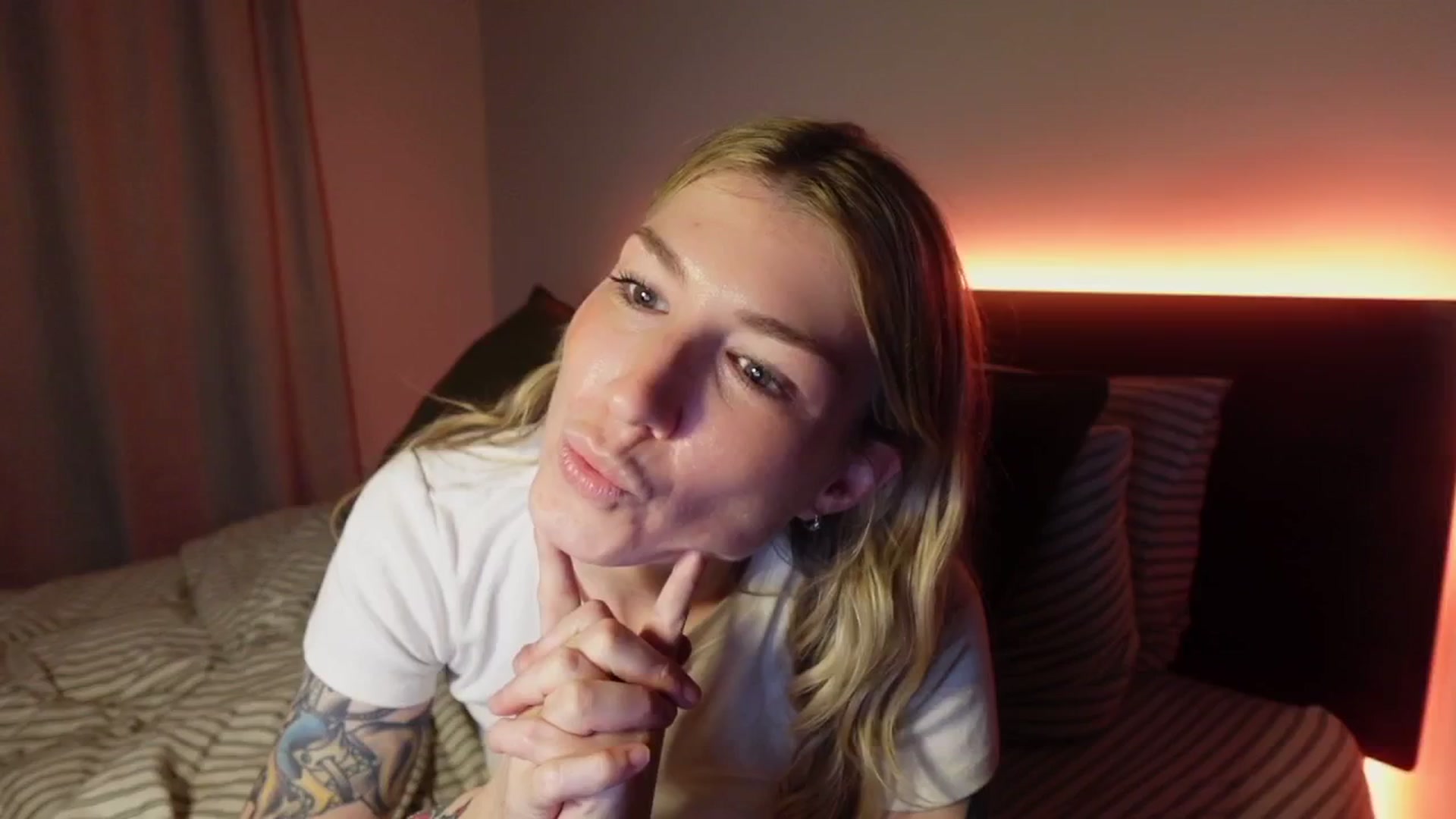Gallery image thumbnail from stoney_fox's myfreecams stream on, 11/05/2025, 07:29 image 14 of 20