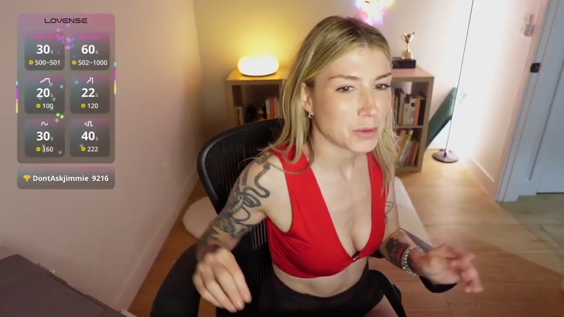 Gallery image thumbnail from stoney_fox's myfreecams stream on, 11/06/2025, 06:00 image 9 of 20