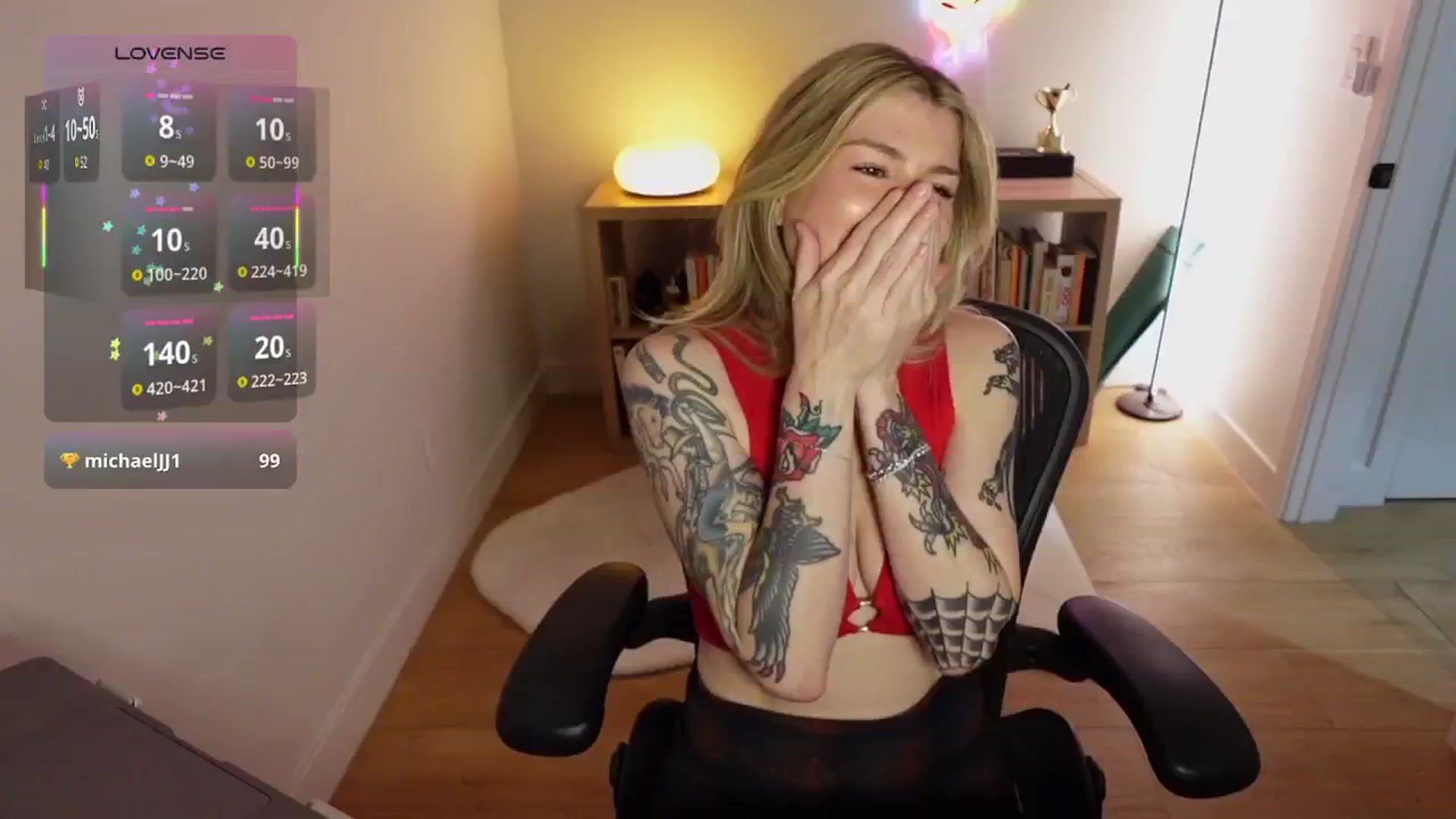 Gallery image thumbnail from stoney_fox's myfreecams stream on, 11/06/2025, 06:00 image 2 of 20