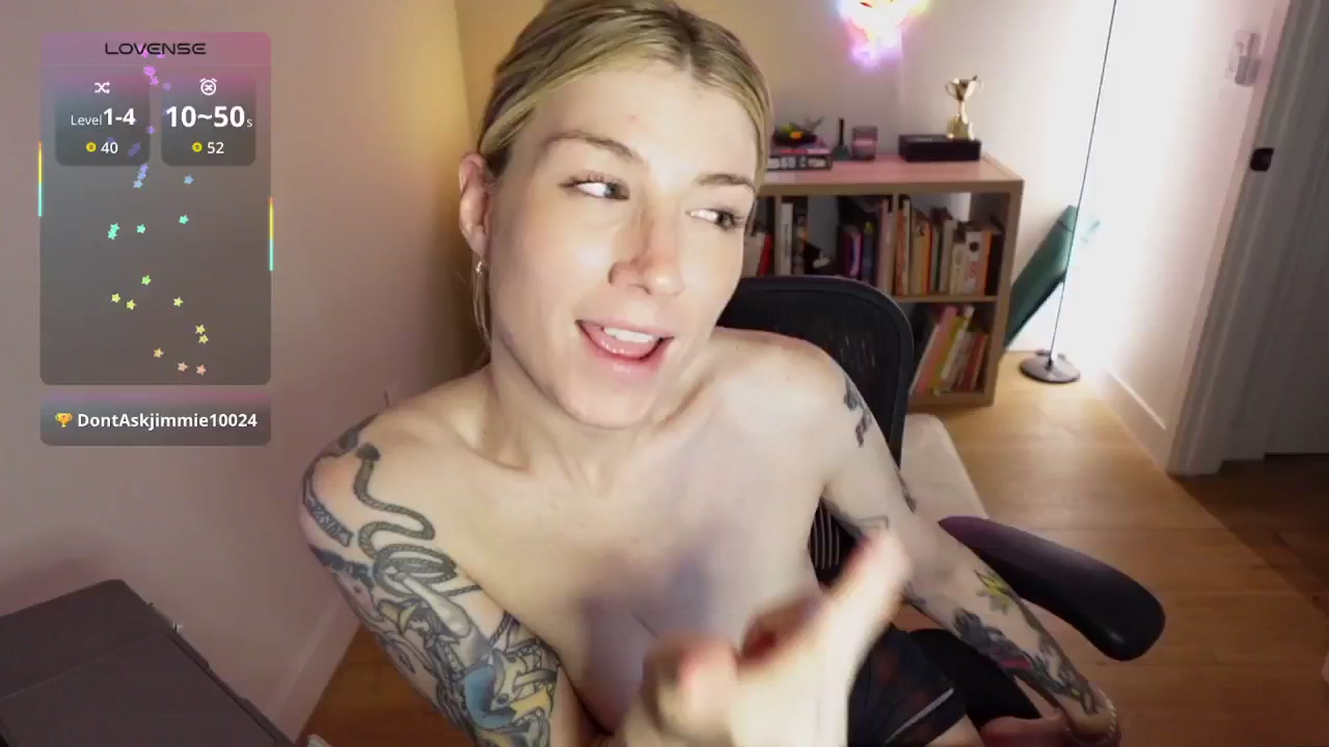 Gallery image thumbnail from stoney_fox's myfreecams stream on, 11/06/2025, 06:23 image 12 of 20
