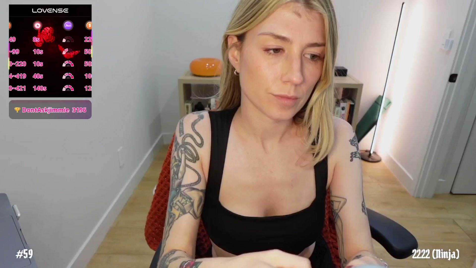 Gallery image thumbnail from stoney_fox's myfreecams stream on, 11/08/2025, 04:03 image 18 of 20