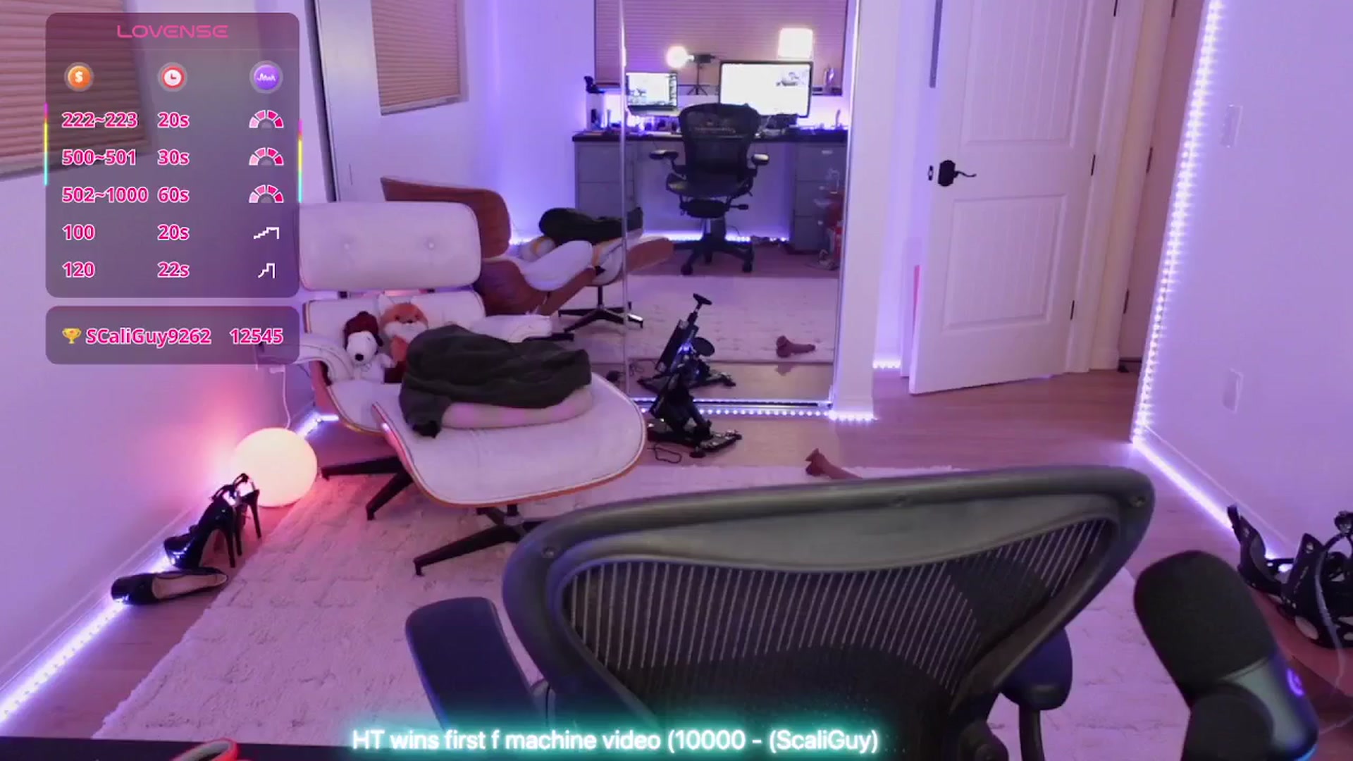 Gallery image thumbnail from stoney_fox's myfreecams stream on, 11/19/2025, 05:37 image 19 of 20