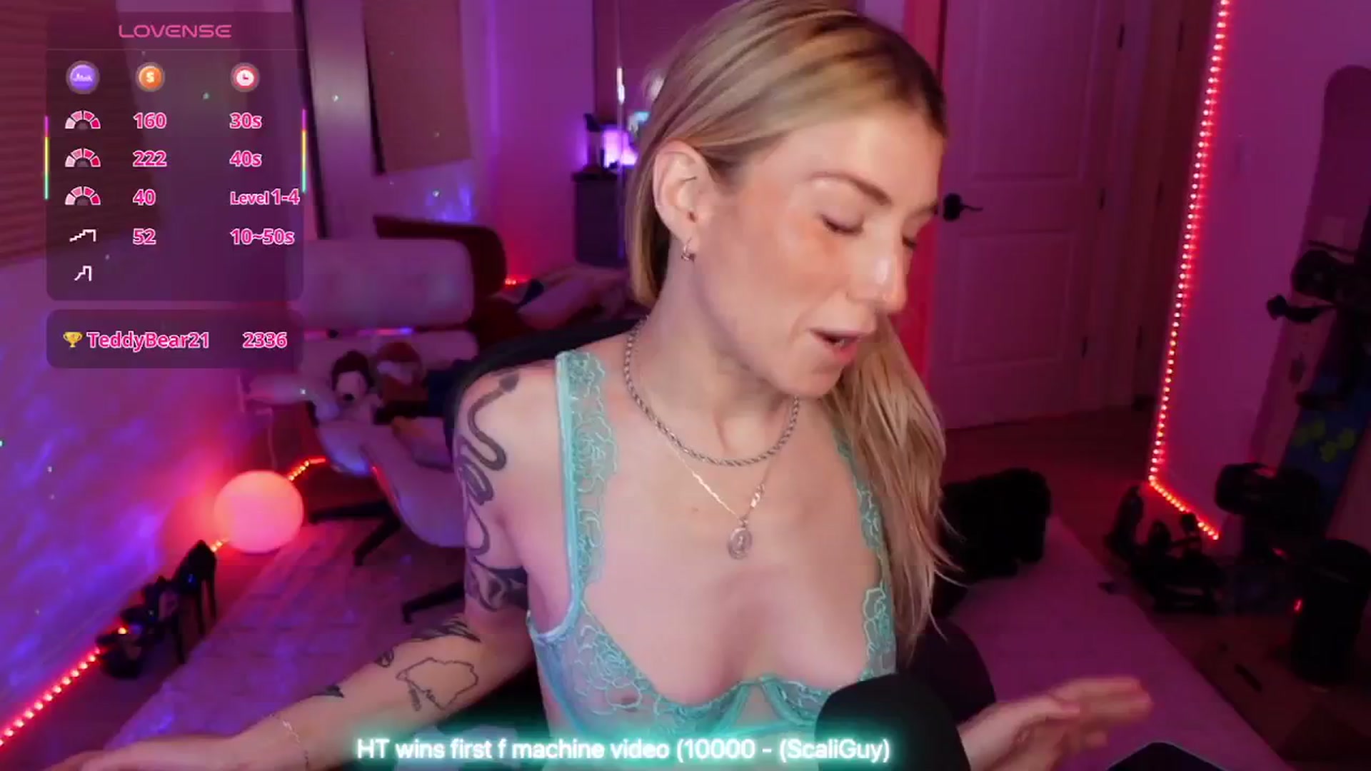 Gallery image thumbnail from stoney_fox's myfreecams stream on, 11/21/2025, 05:50 image 6 of 20