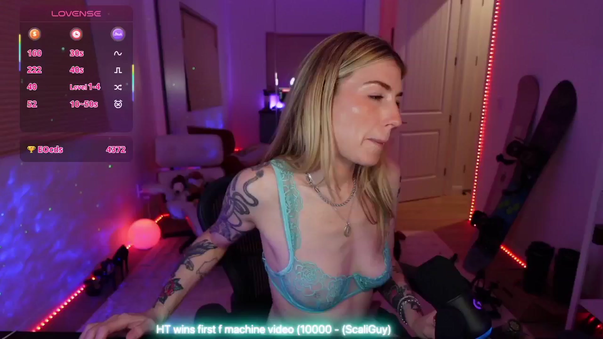 Gallery image thumbnail from stoney_fox's myfreecams stream on, 11/21/2025, 07:03 image 13 of 20
