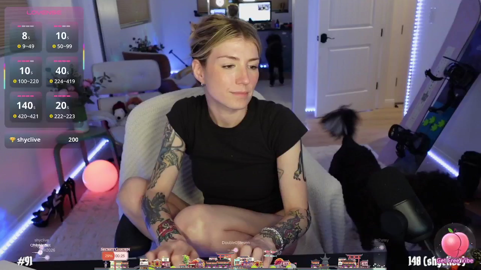 Gallery image thumbnail from stoney_fox's myfreecams stream on, 11/24/2025, 04:13 image 11 of 20