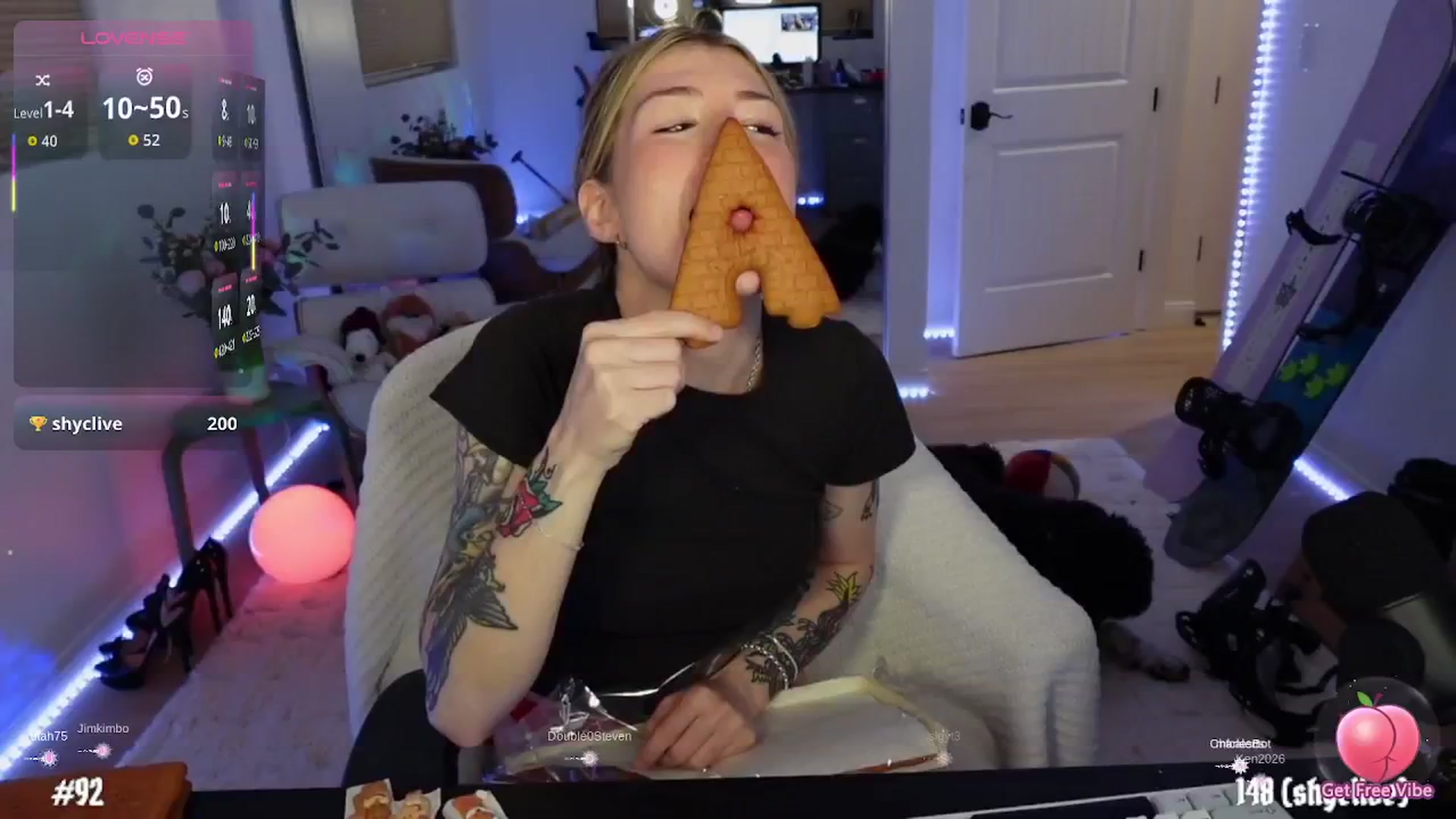 Gallery image thumbnail from stoney_fox's myfreecams stream on, 11/24/2025, 04:13 image 15 of 20