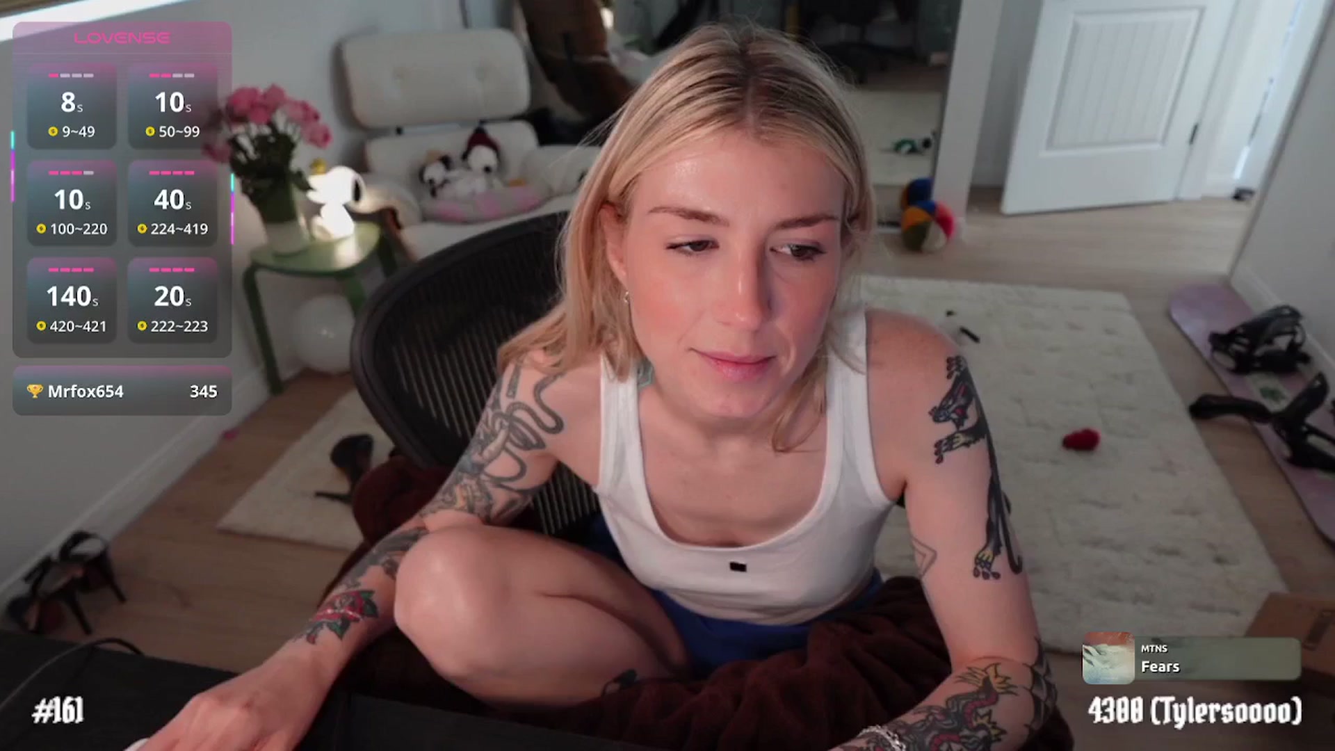 Gallery image thumbnail from stoney_fox's myfreecams stream on, 01/17/2026, 03:07 image 5 of 20