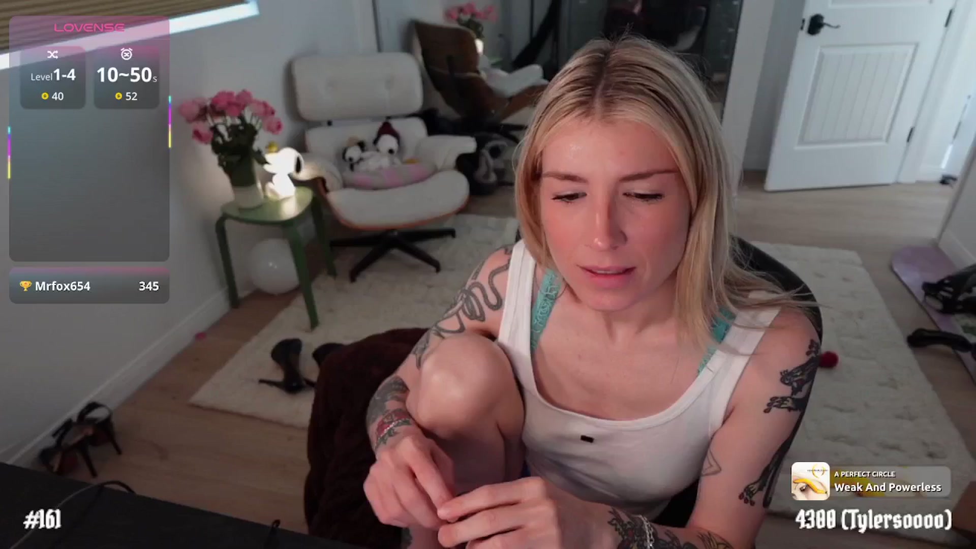 Gallery image thumbnail from stoney_fox's myfreecams stream on, 01/17/2026, 03:07 image 3 of 20