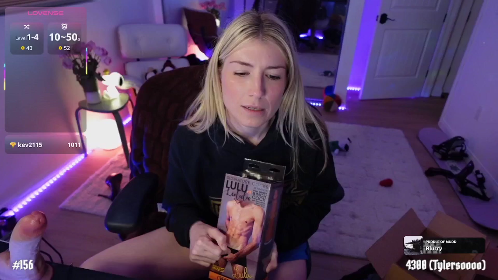 Gallery image thumbnail from stoney_fox's myfreecams stream on, 01/17/2026, 03:07 image 19 of 20