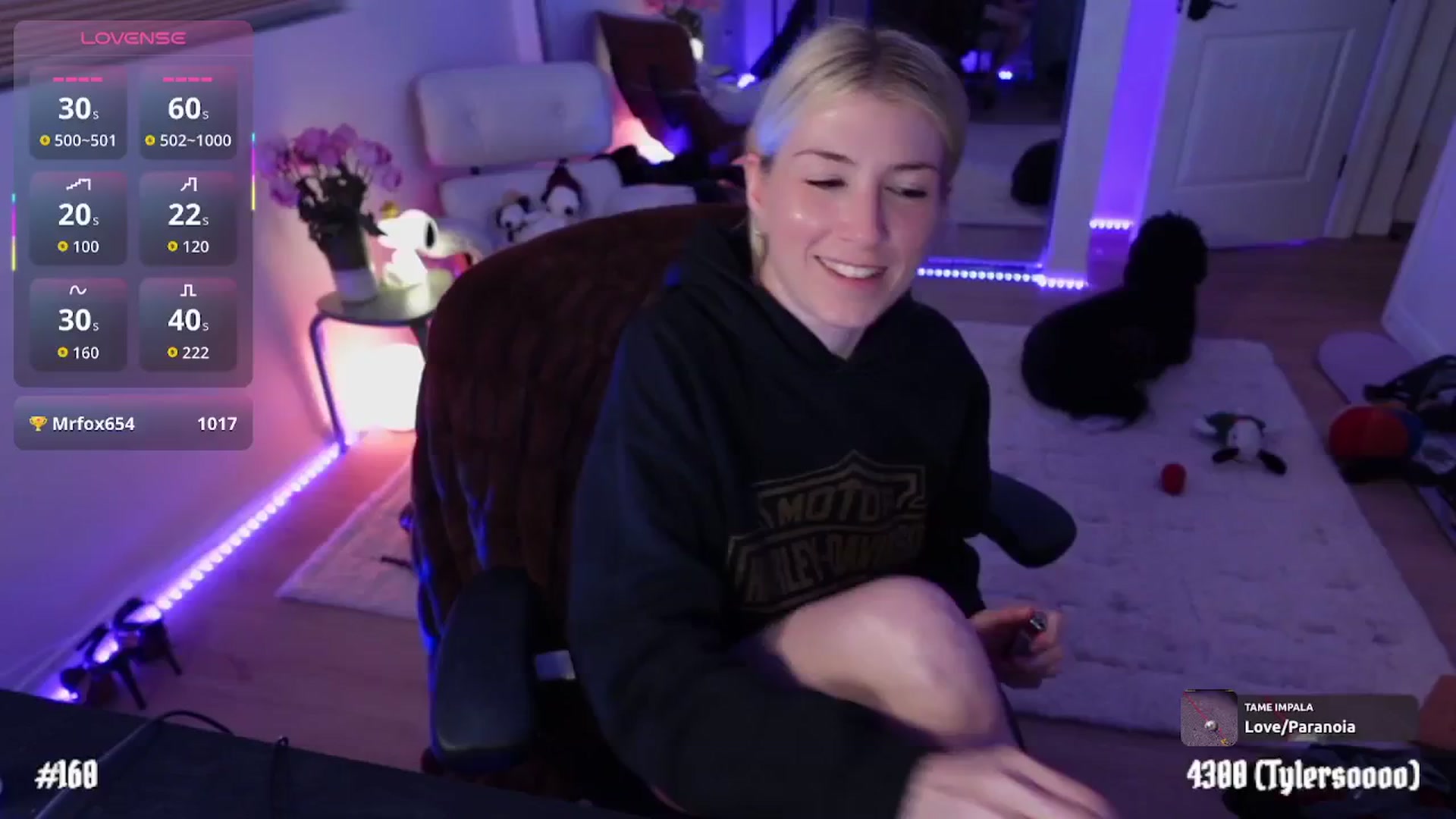 Gallery image thumbnail from stoney_fox's myfreecams stream on, 01/17/2026, 06:48 image 2 of 20