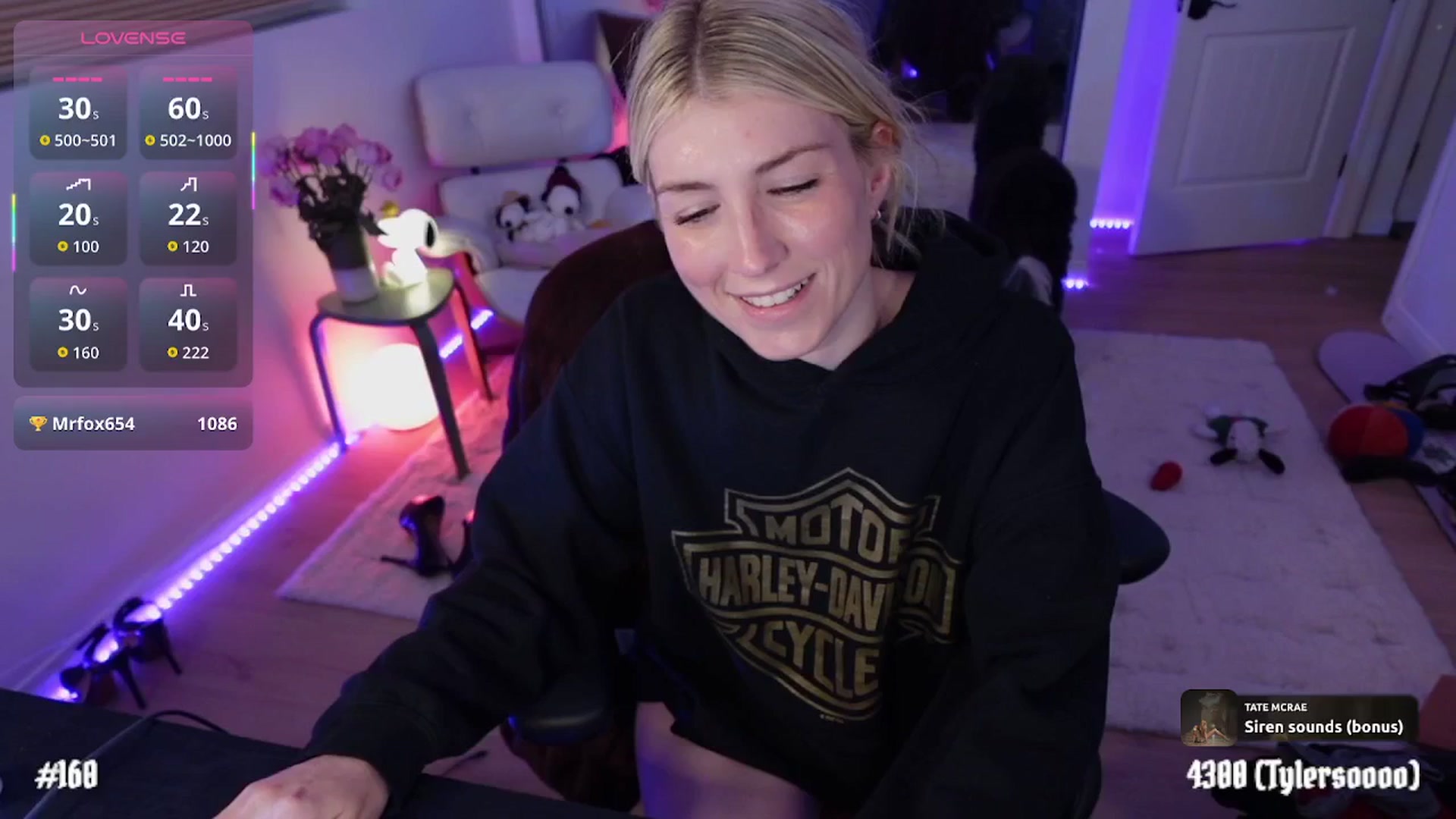 Gallery image thumbnail from stoney_fox's myfreecams stream on, 01/17/2026, 06:48 image 3 of 20