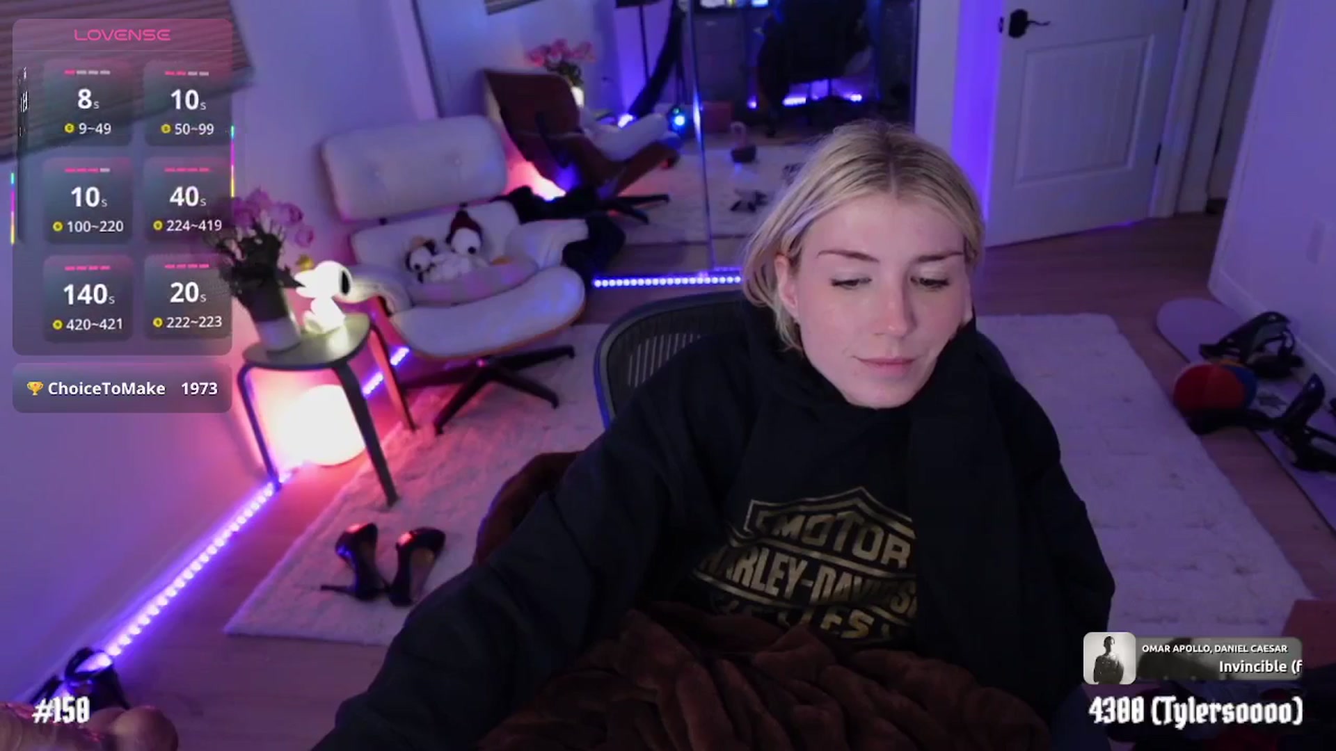 Gallery image thumbnail from stoney_fox's myfreecams stream on, 01/17/2026, 09:34 image 16 of 20