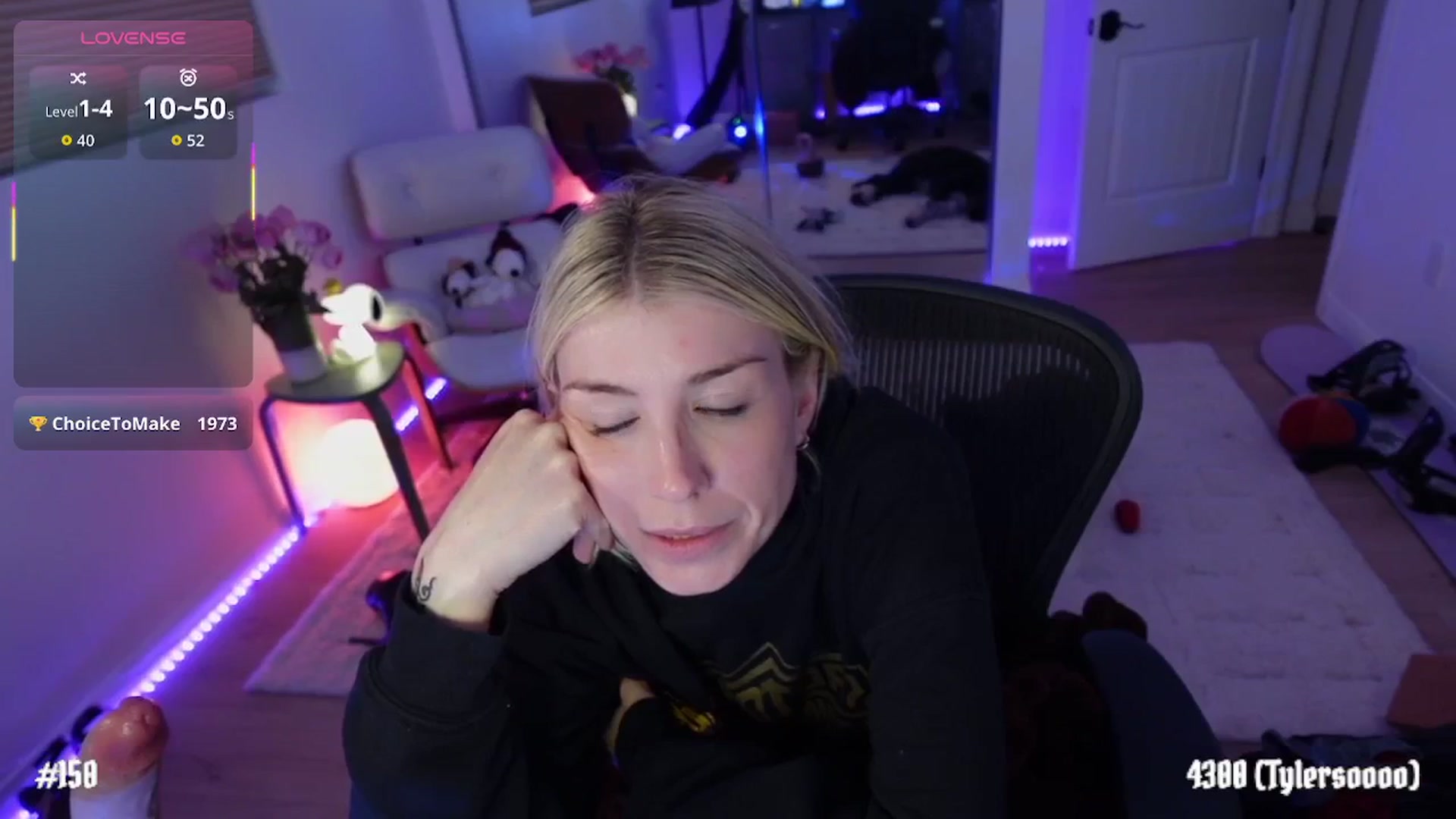 Gallery image thumbnail from stoney_fox's myfreecams stream on, 01/17/2026, 09:34 image 18 of 20