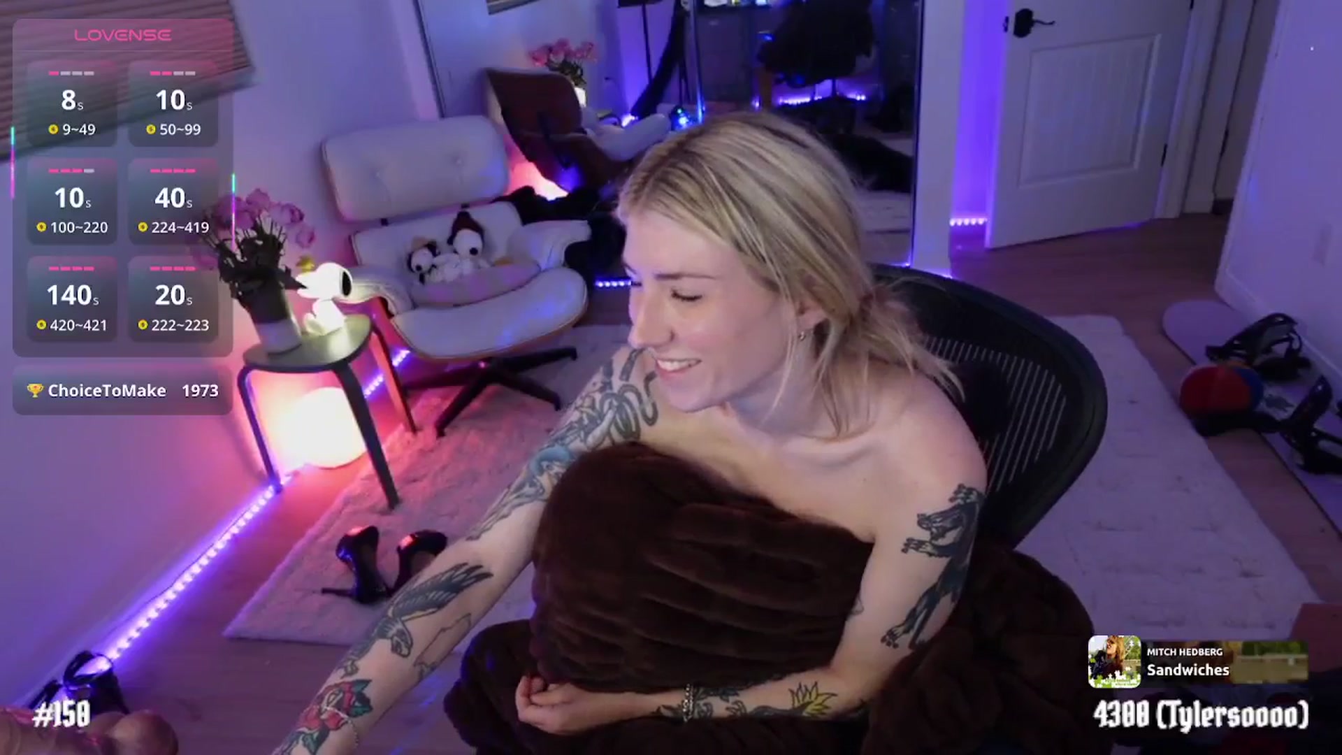 Gallery image thumbnail from stoney_fox's myfreecams stream on, 01/17/2026, 09:34 image 12 of 20