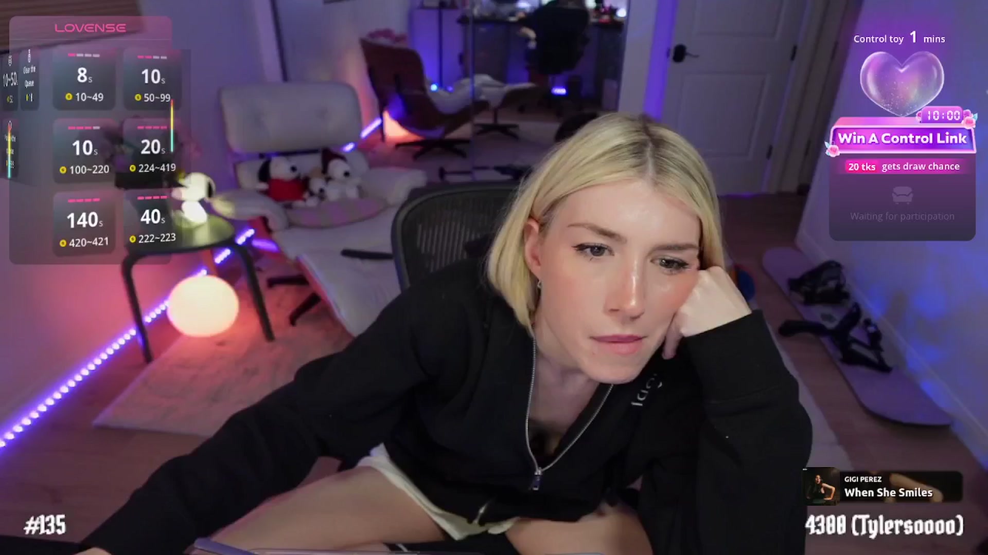 Gallery image thumbnail from stoney_fox's myfreecams stream on, 01/18/2026, 04:26 image 2 of 20