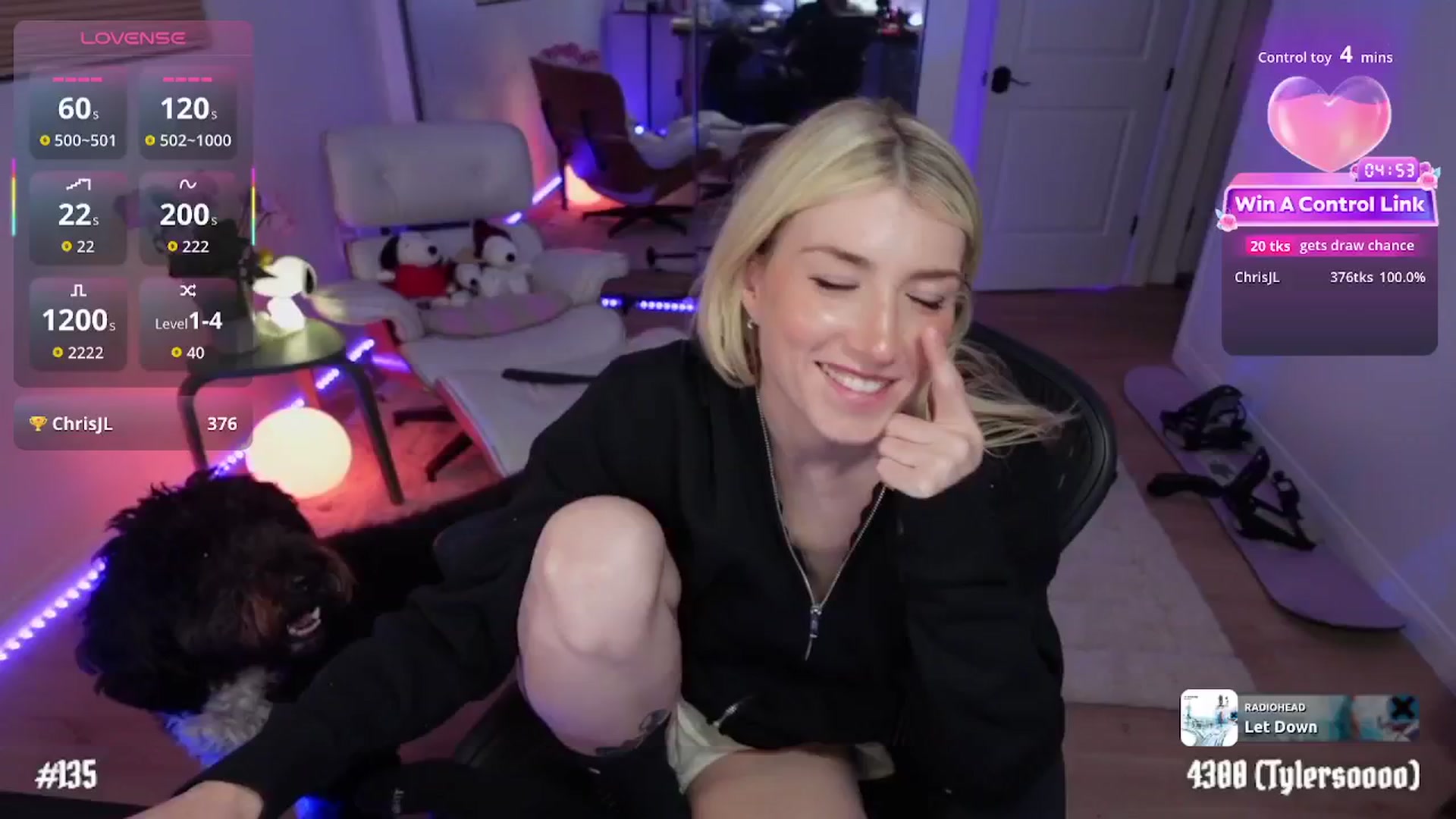 Gallery image thumbnail from stoney_fox's myfreecams stream on, 01/18/2026, 04:26 image 7 of 20