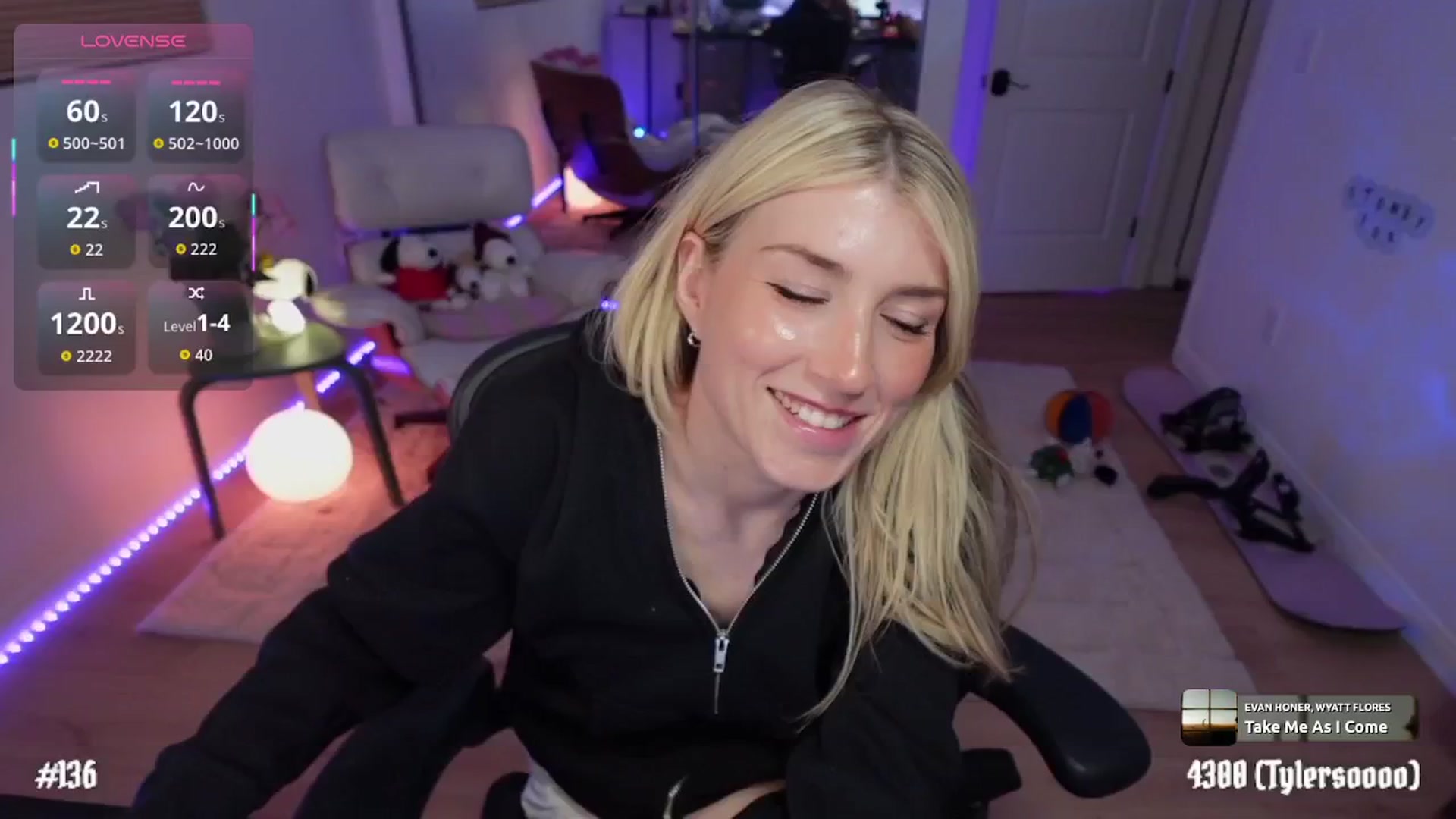 Gallery image thumbnail from stoney_fox's myfreecams stream on, 01/18/2026, 06:16 image 2 of 20