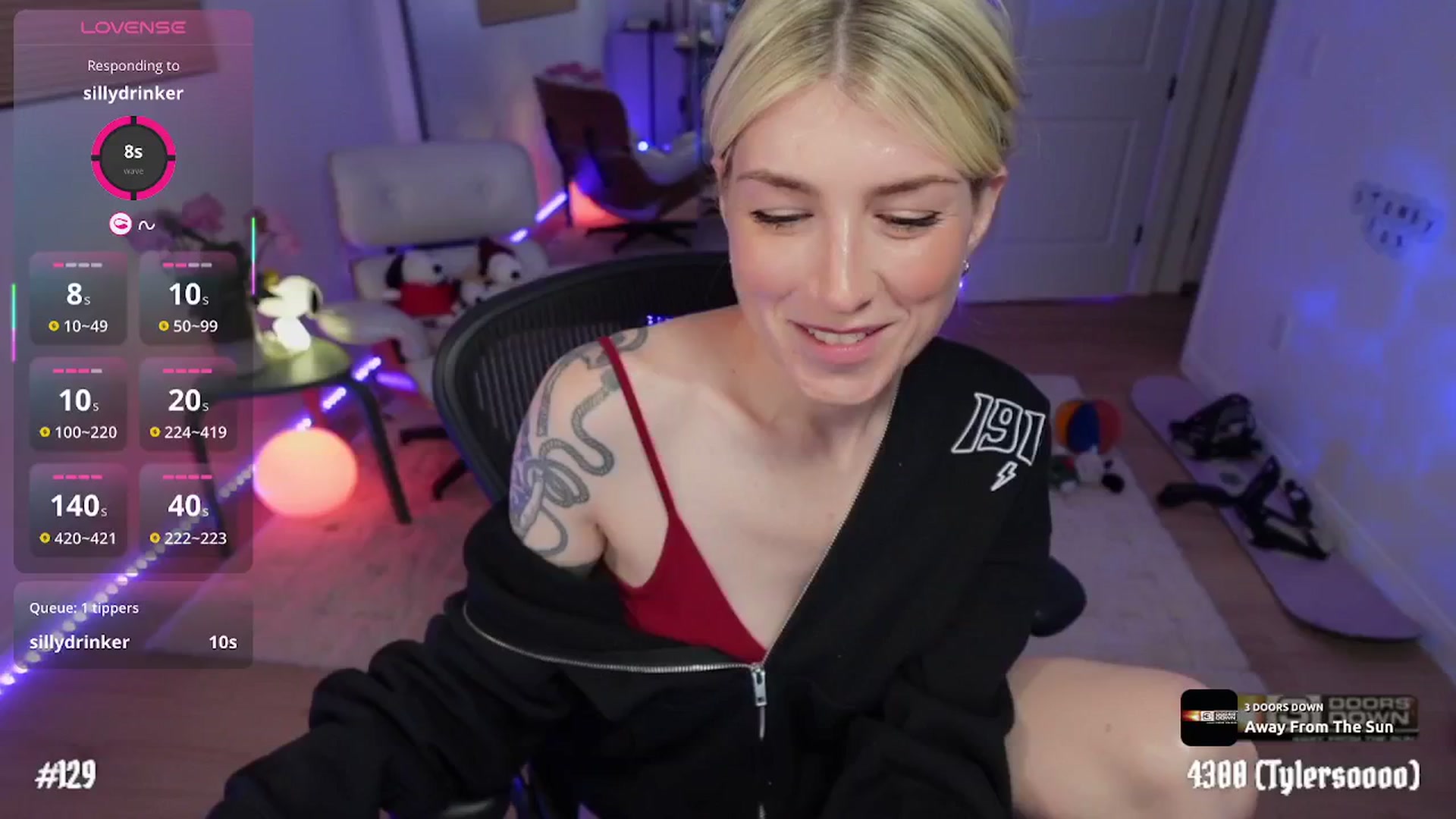 Gallery image thumbnail from stoney_fox's myfreecams stream on, 01/18/2026, 08:24 image 11 of 20