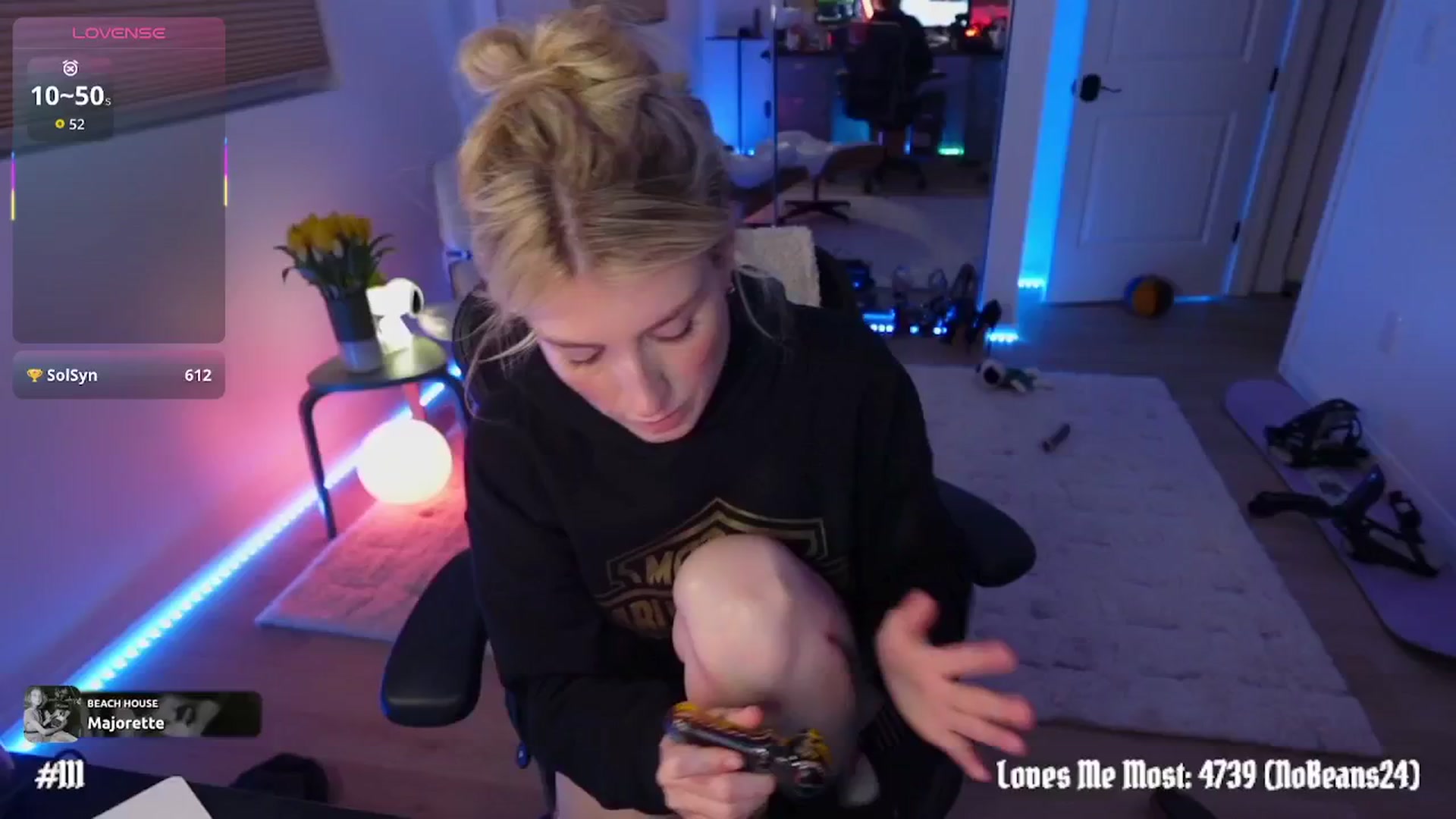 Gallery image thumbnail from stoney_fox's myfreecams stream on, 01/22/2026, 06:34 image 3 of 20