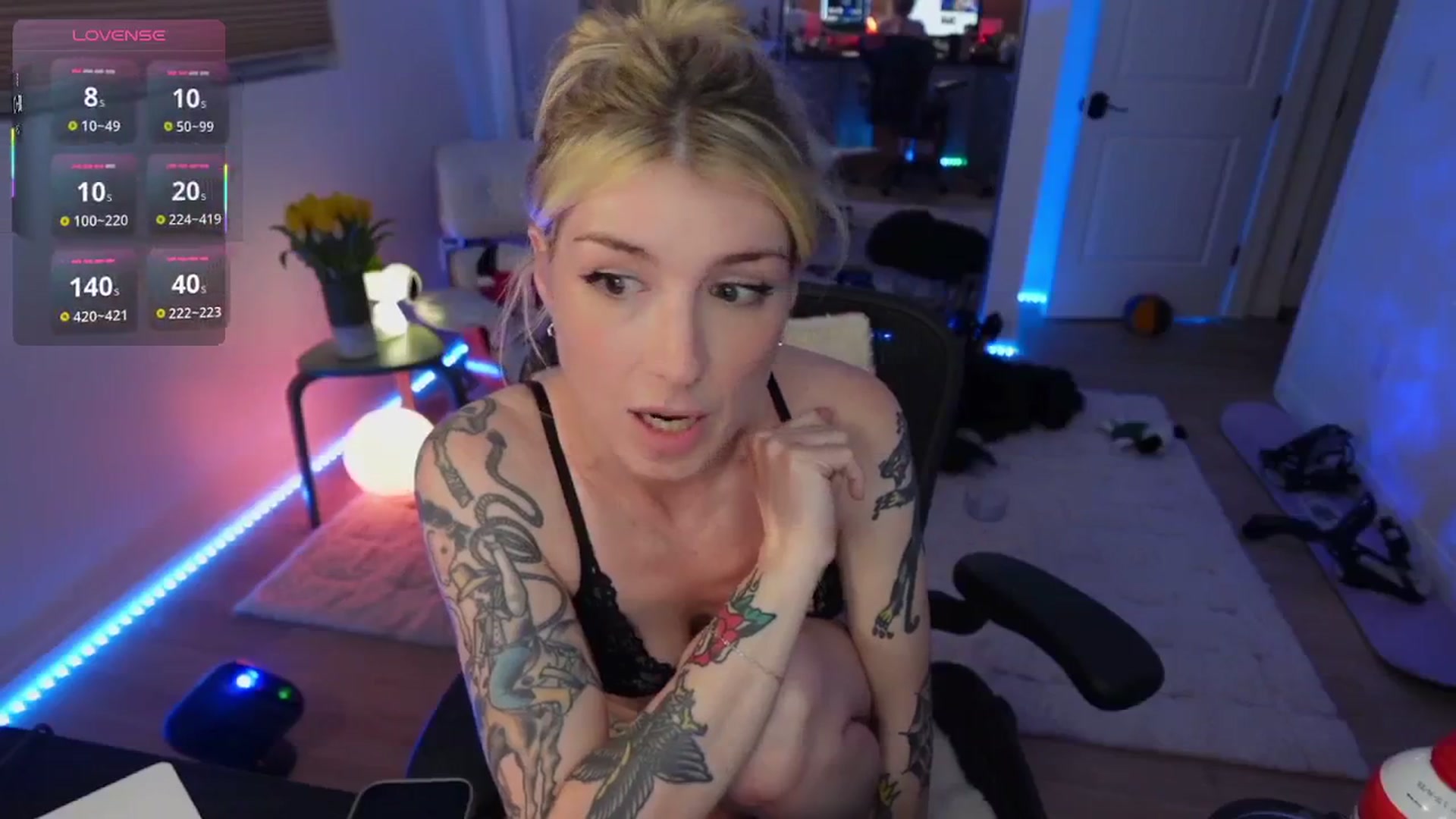 Gallery image thumbnail from stoney_fox's myfreecams stream on, 01/22/2026, 06:58 image 15 of 20