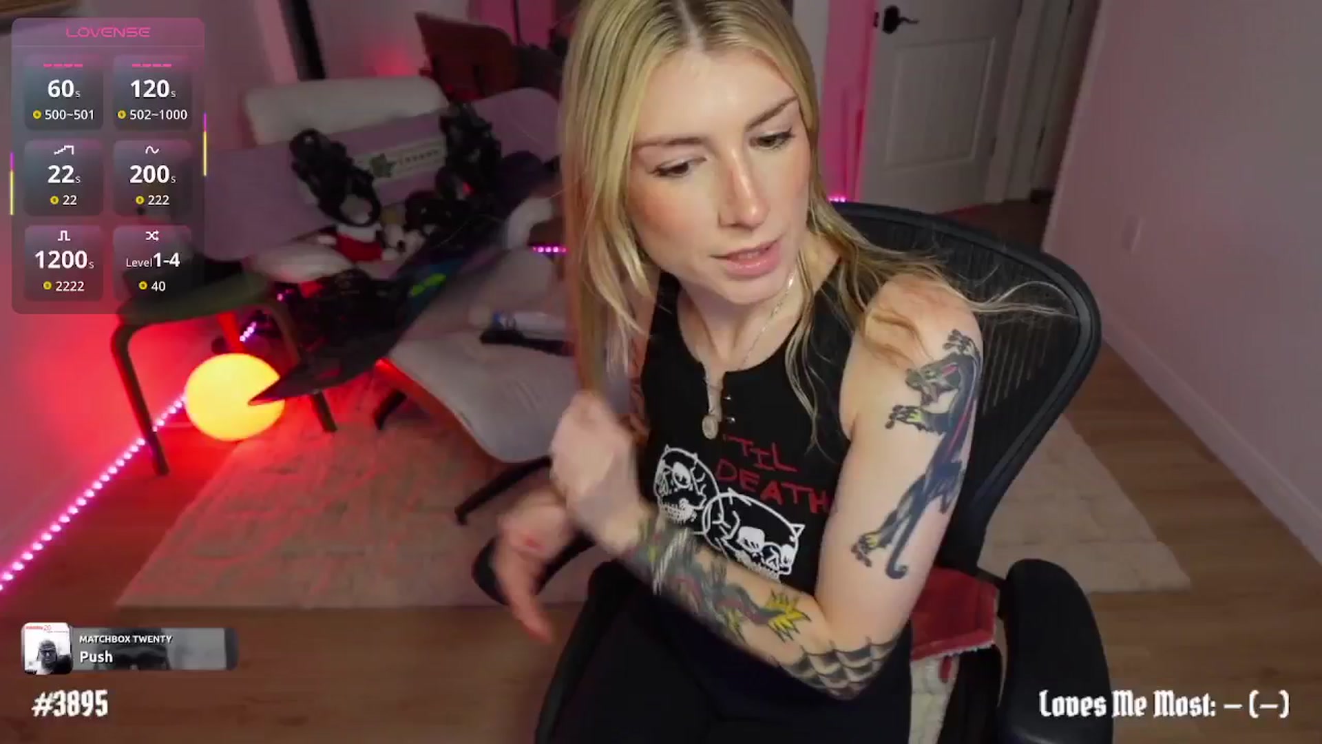 Gallery image thumbnail from stoney_fox's myfreecams stream on, 02/03/2026, 03:56 image 4 of 20