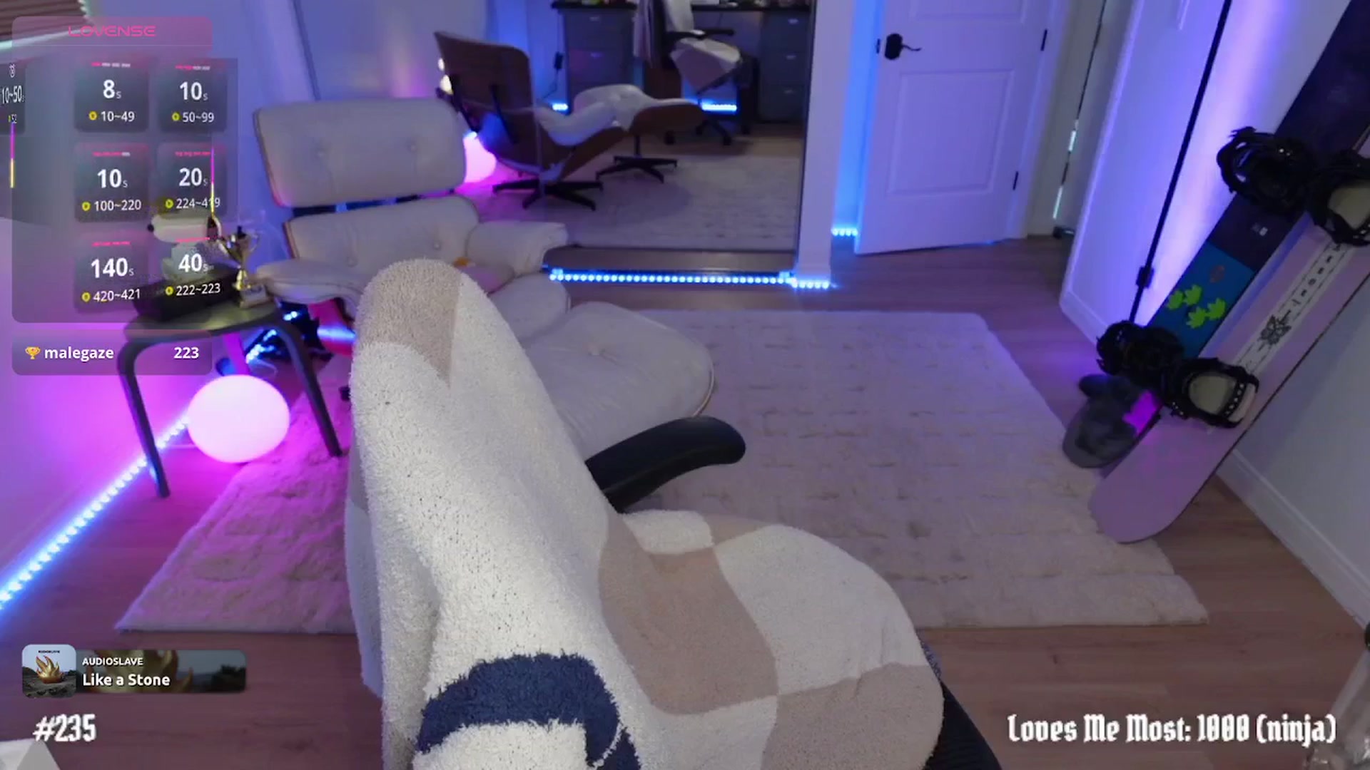 Gallery image thumbnail from stoney_fox's myfreecams stream on, 02/06/2026, 03:58 image 4 of 20