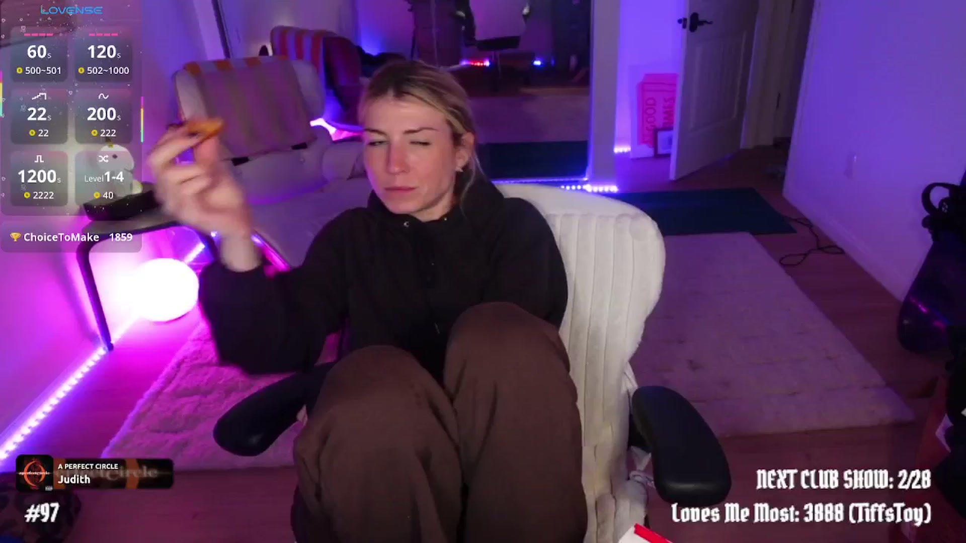 Gallery image thumbnail from stoney_fox's myfreecams stream on, 03/01/2026, 08:11 image 3 of 20