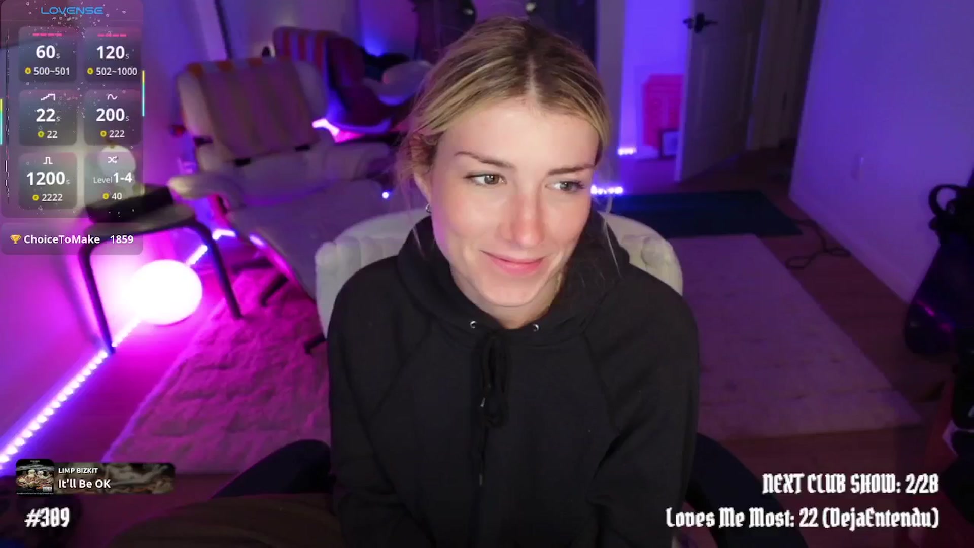 Gallery image thumbnail from stoney_fox's myfreecams stream on, 03/01/2026, 10:03 image 2 of 20