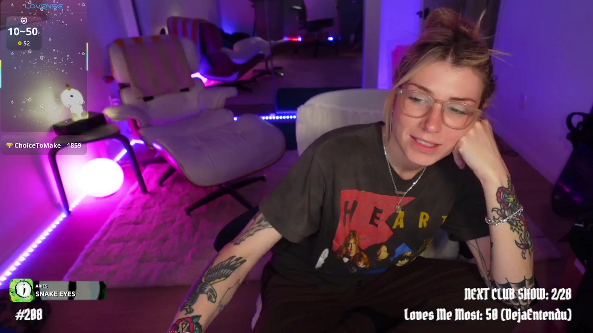 Gallery image thumbnail from stoney_fox's myfreecams stream on, 03/01/2026, 10:03 image 10 of 20