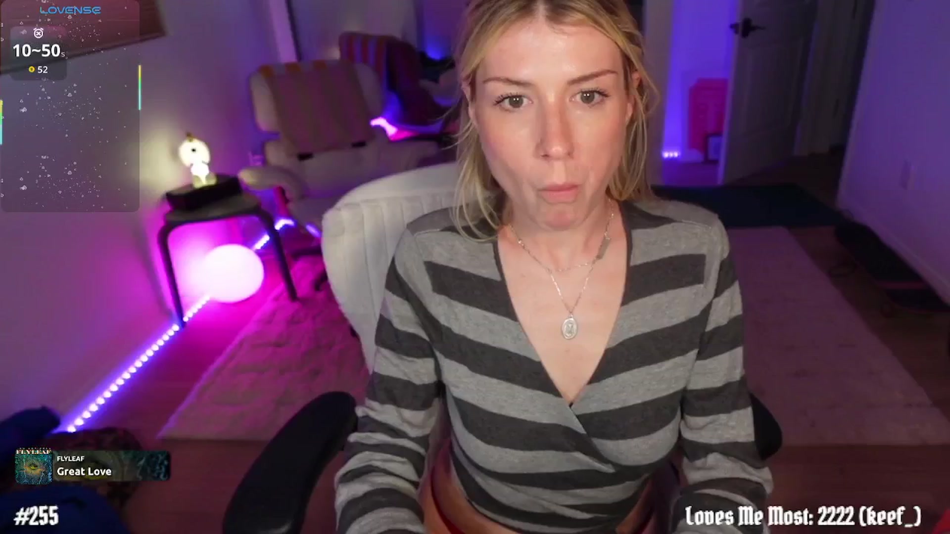 Gallery image thumbnail from stoney_fox's myfreecams stream on, 03/04/2026, 07:45 image 1 of 20