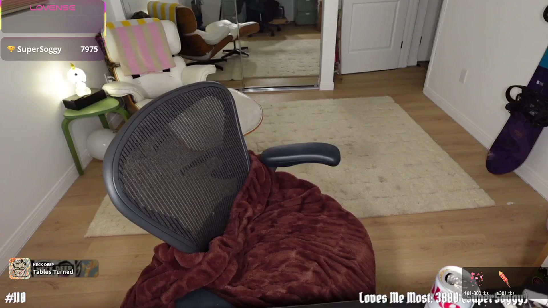 Gallery image thumbnail from stoney_fox's myfreecams stream on, 03/15/2026, 05:08 image 18 of 20