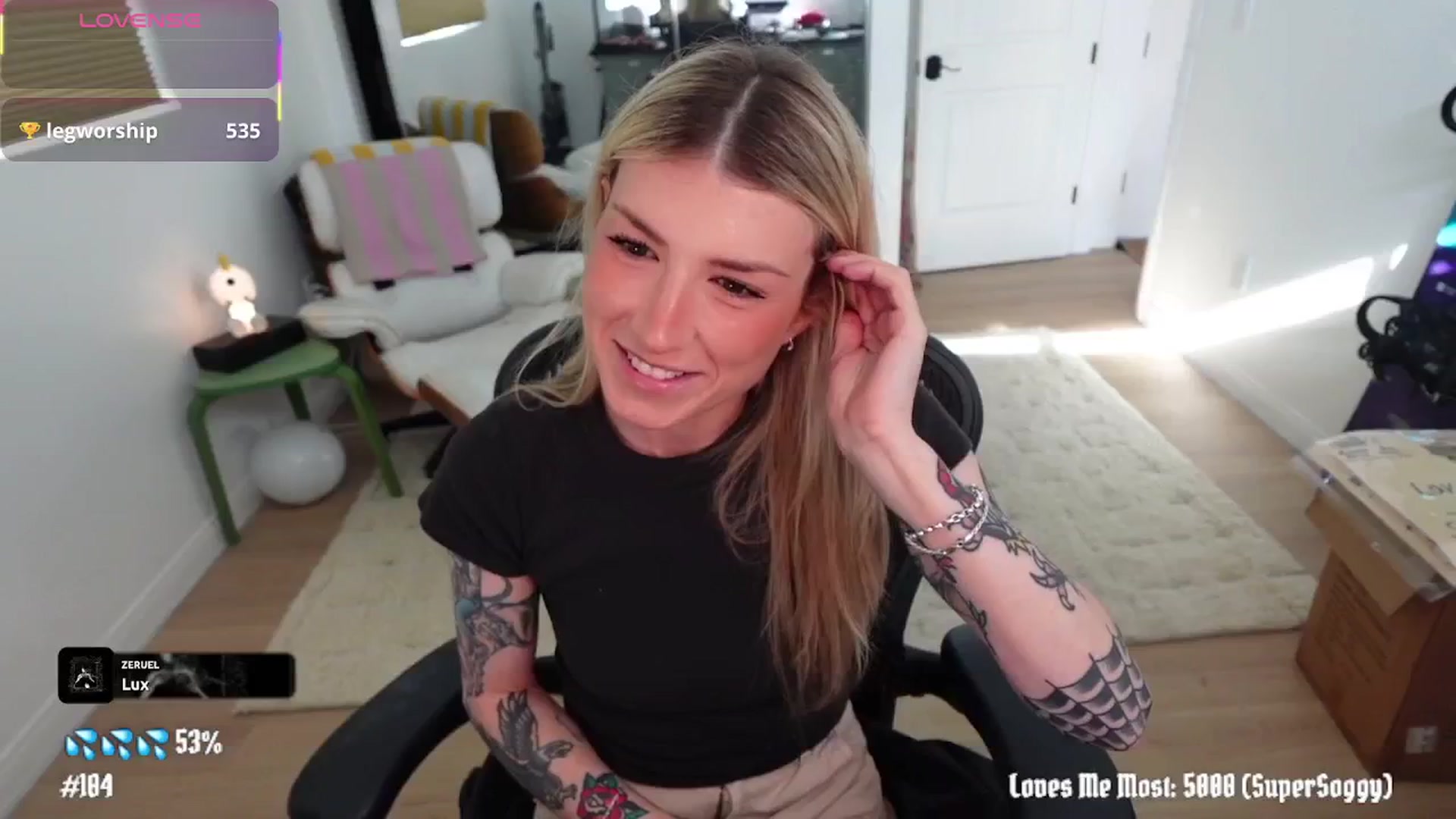 Gallery image thumbnail from stoney_fox's myfreecams stream on, 03/16/2026, 23:49 image 10 of 20