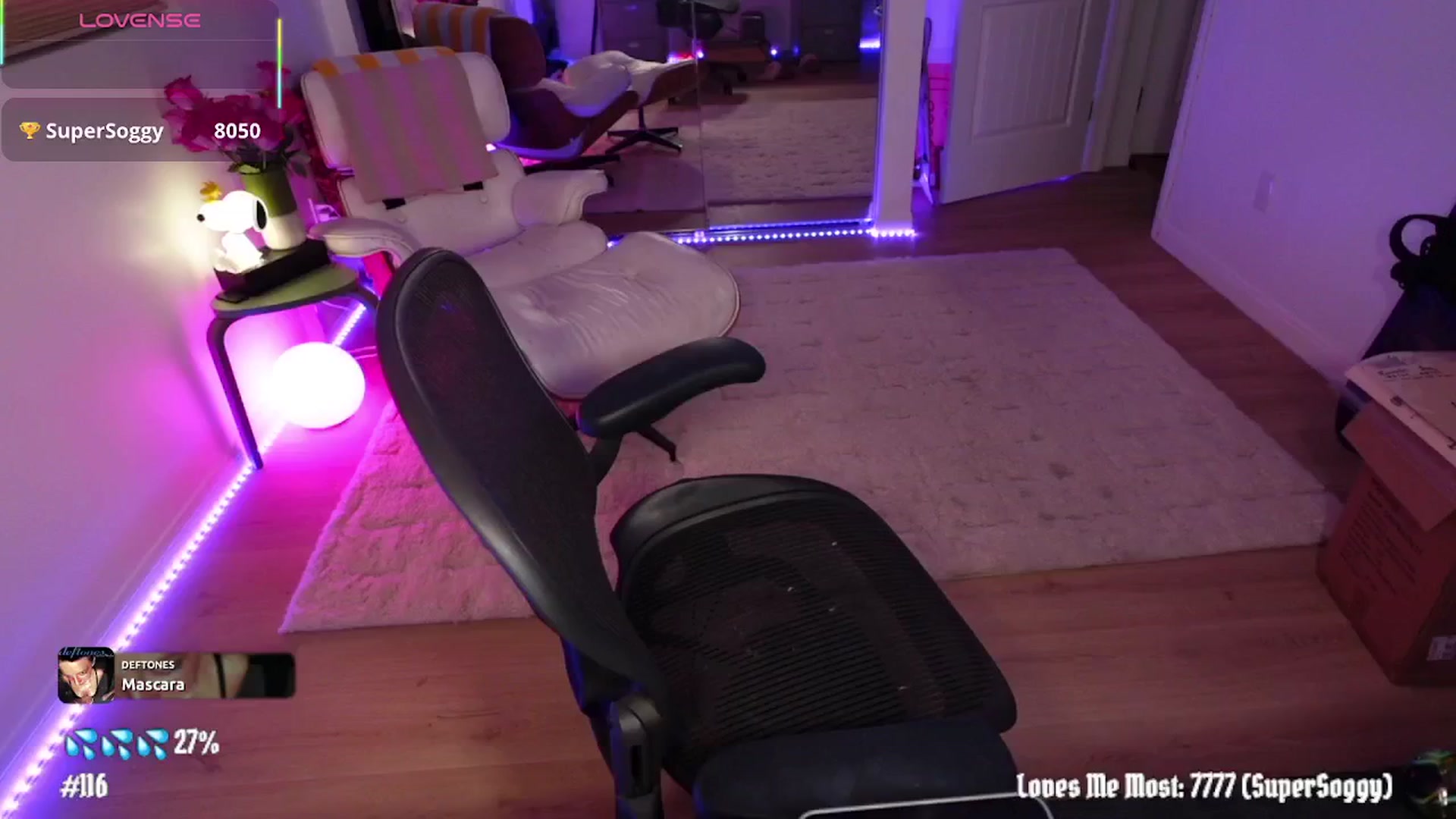 Gallery image thumbnail from stoney_fox's myfreecams stream on, 03/19/2026, 04:00 image 18 of 20