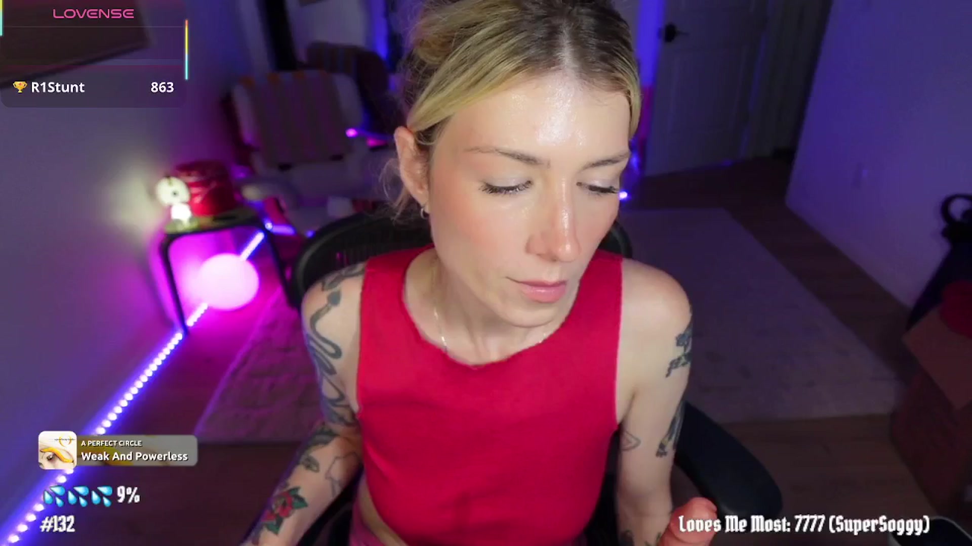 Gallery image thumbnail from stoney_fox's myfreecams stream on, 03/27/2026, 04:29 image 9 of 20