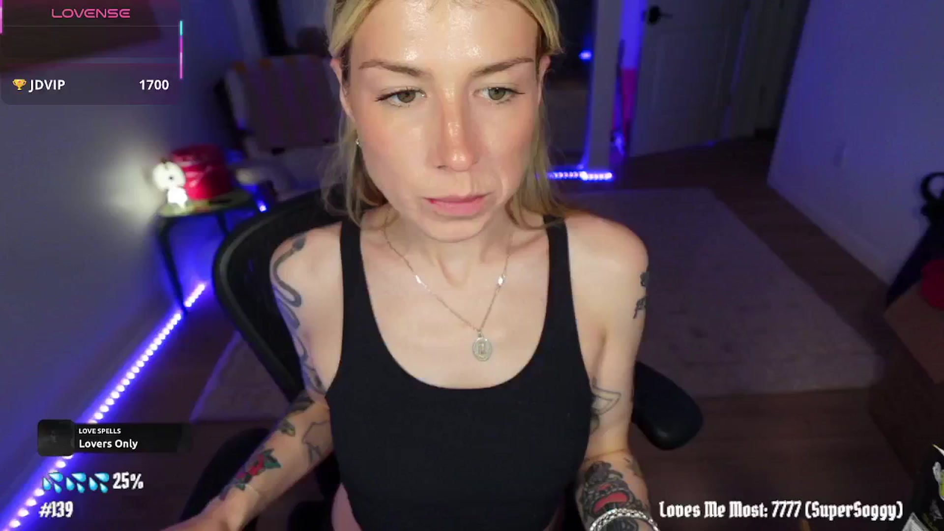 Gallery image thumbnail from stoney_fox's myfreecams stream on, 03/30/2026, 03:35 image 17 of 20