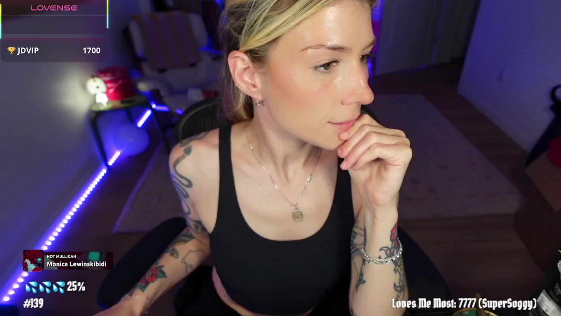 Gallery image thumbnail from stoney_fox's myfreecams stream on, 03/30/2026, 03:35 image 12 of 20