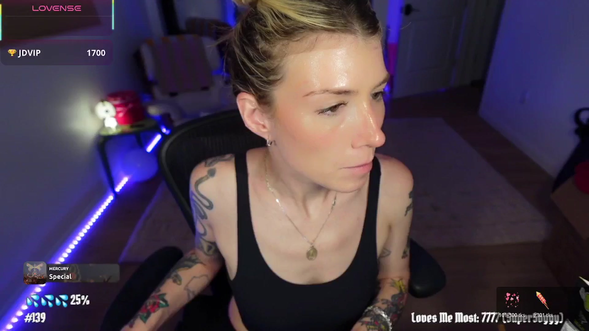 Gallery image thumbnail from stoney_fox's myfreecams stream on, 03/30/2026, 04:03 image 19 of 20