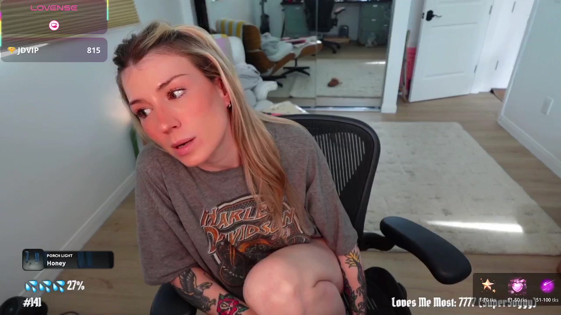 Gallery image thumbnail from stoney_fox's myfreecams stream on, 03/30/2026, 23:44 image 8 of 20