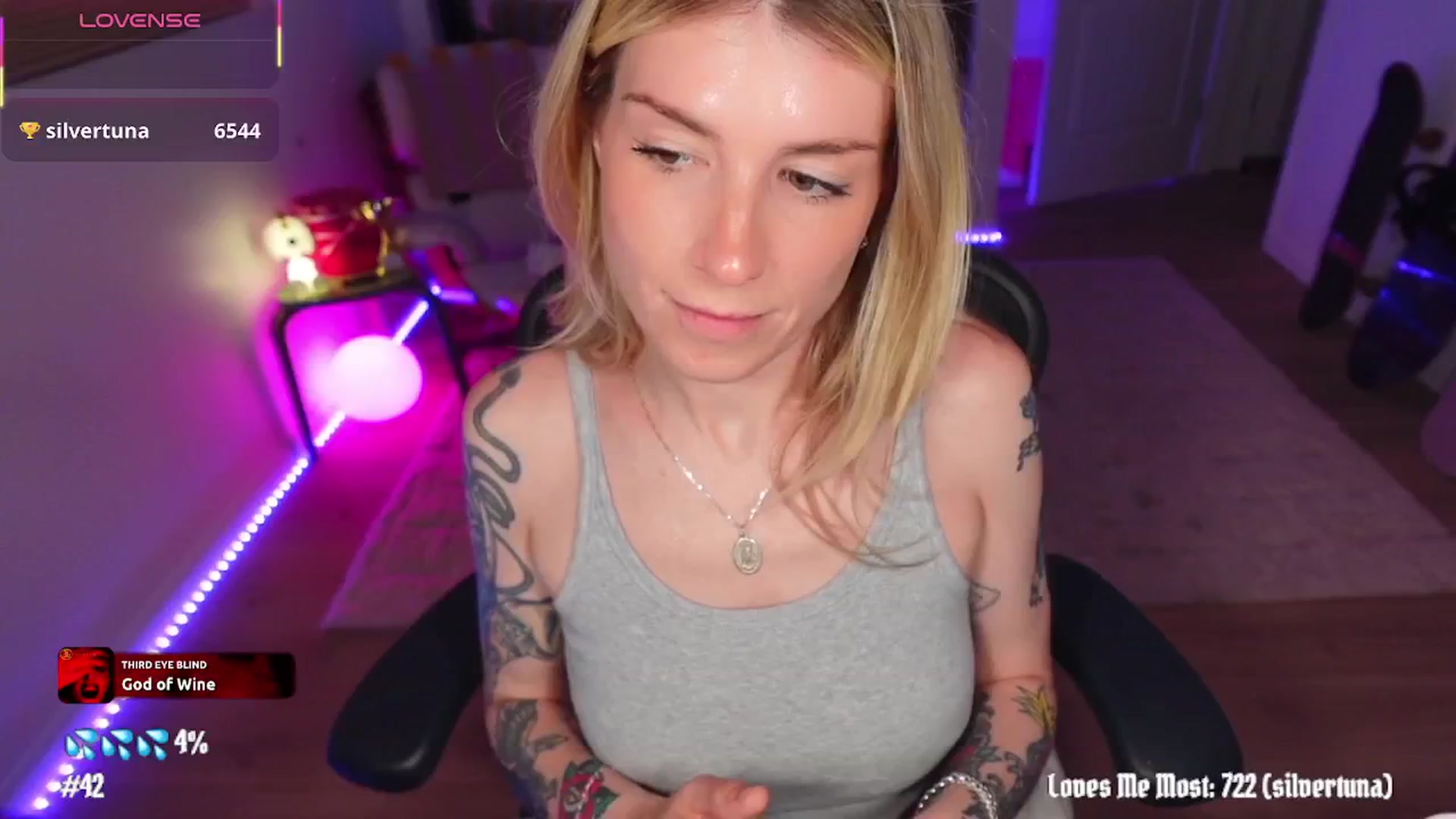 Gallery image thumbnail from stoney_fox's myfreecams stream on, 04/02/2026, 04:12 image 15 of 20