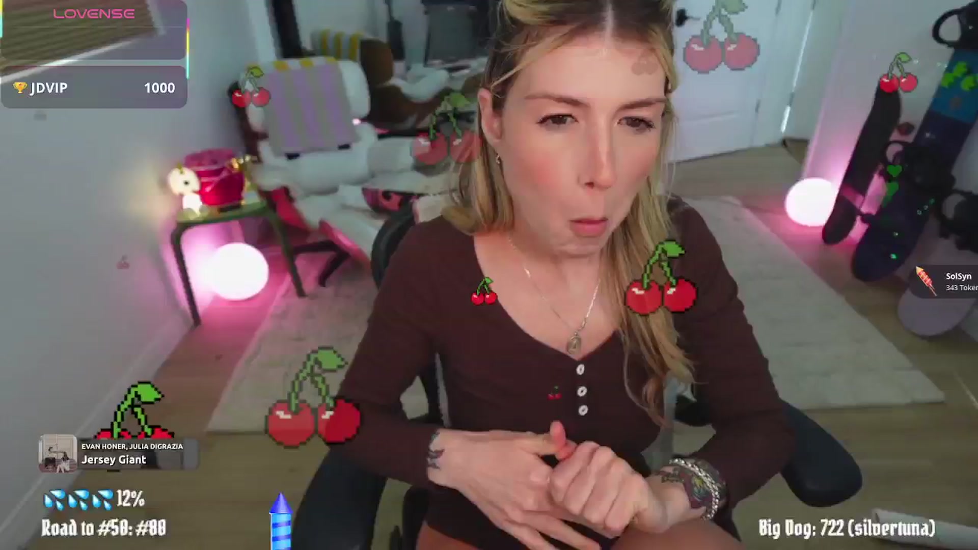 Gallery image thumbnail from stoney_fox's myfreecams stream on, 04/03/2026, 23:17 image 16 of 20