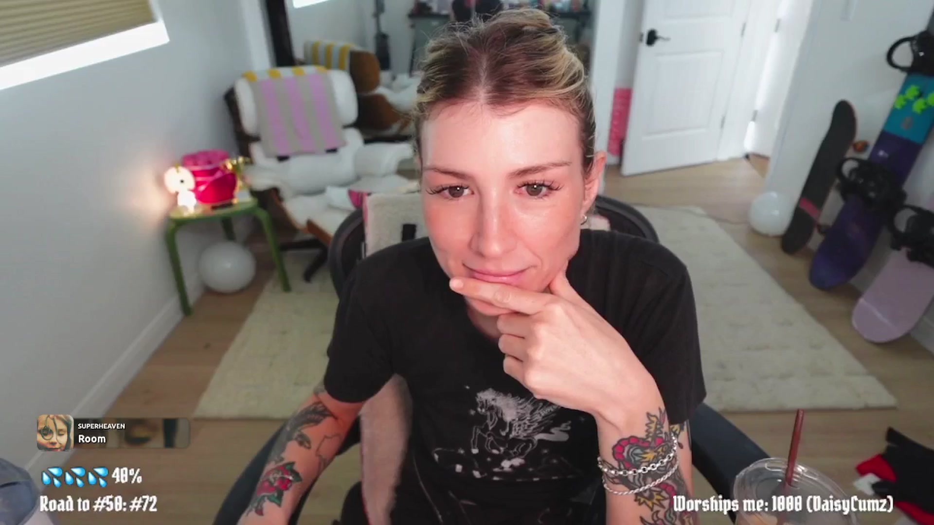 Gallery image thumbnail from stoney_fox's myfreecams stream on, 04/05/2026, 22:06 image 19 of 20