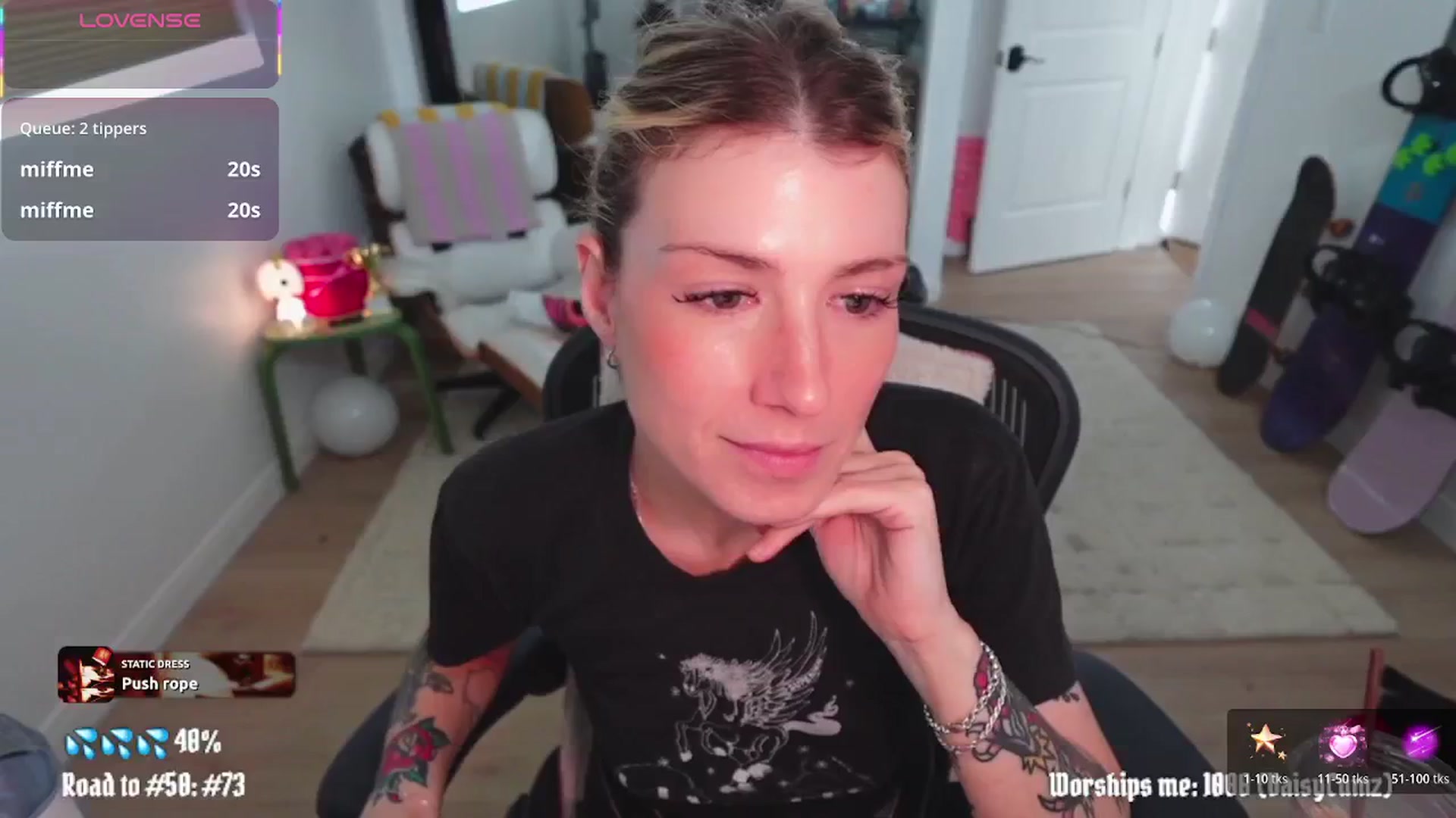 Gallery image thumbnail from stoney_fox's myfreecams stream on, 04/05/2026, 22:06 image 7 of 20