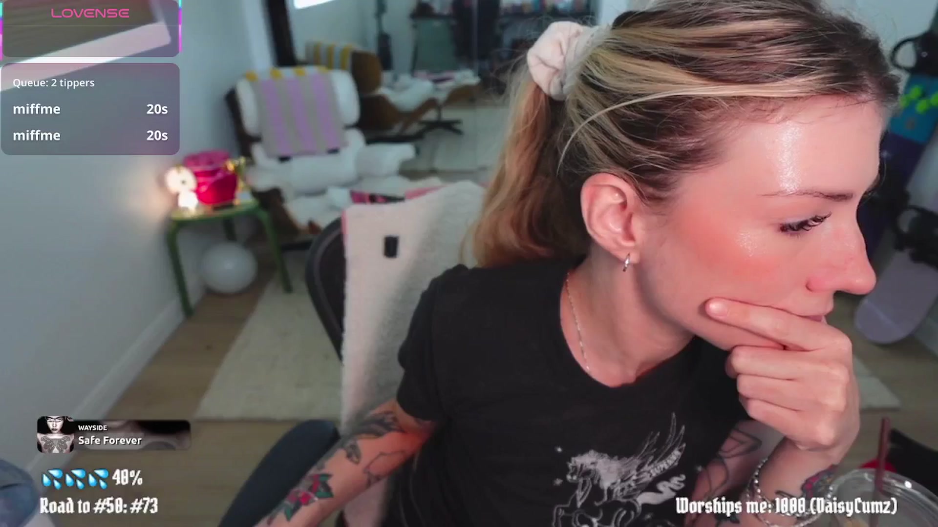 Gallery image thumbnail from stoney_fox's myfreecams stream on, 04/05/2026, 22:06 image 13 of 20